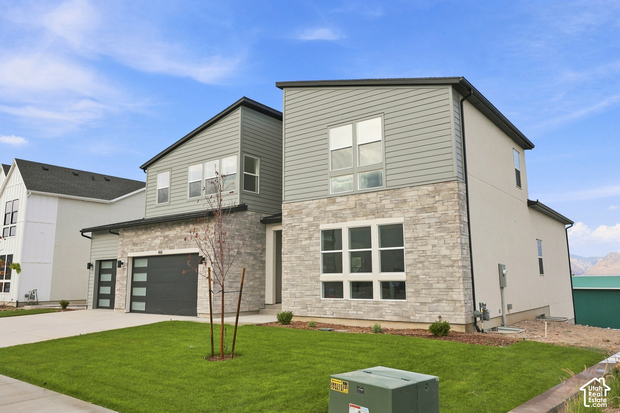 main property photo 44