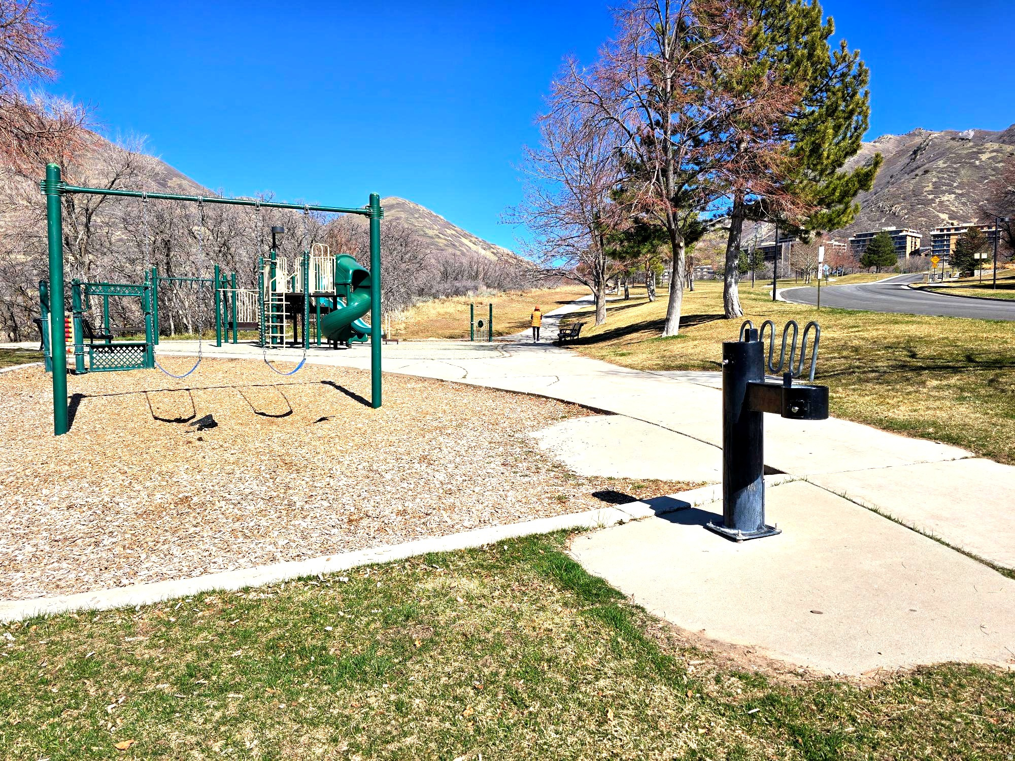 main property photo 50