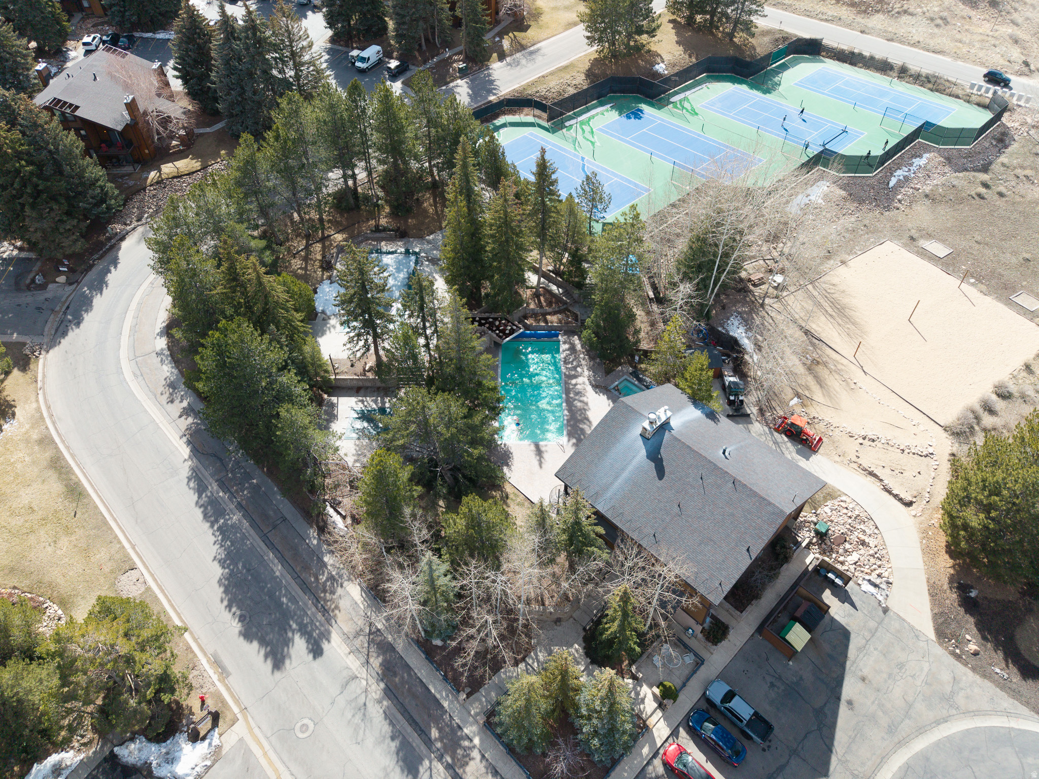 main property photo 22