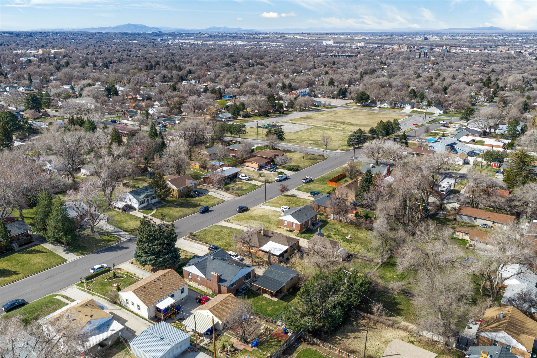 main property photo 35