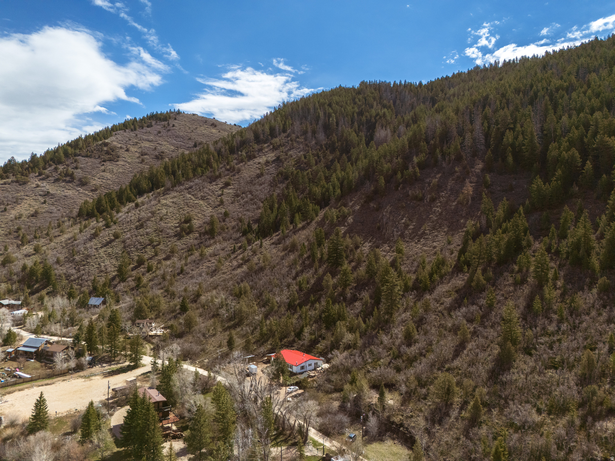 main property photo 30