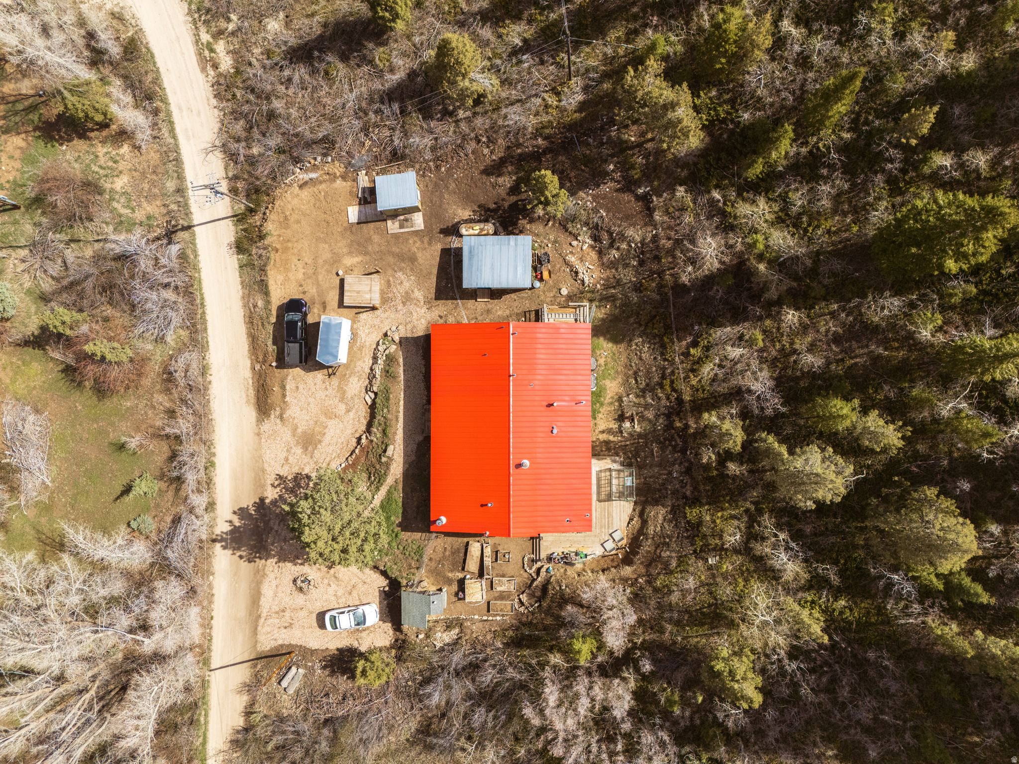 main property photo 32