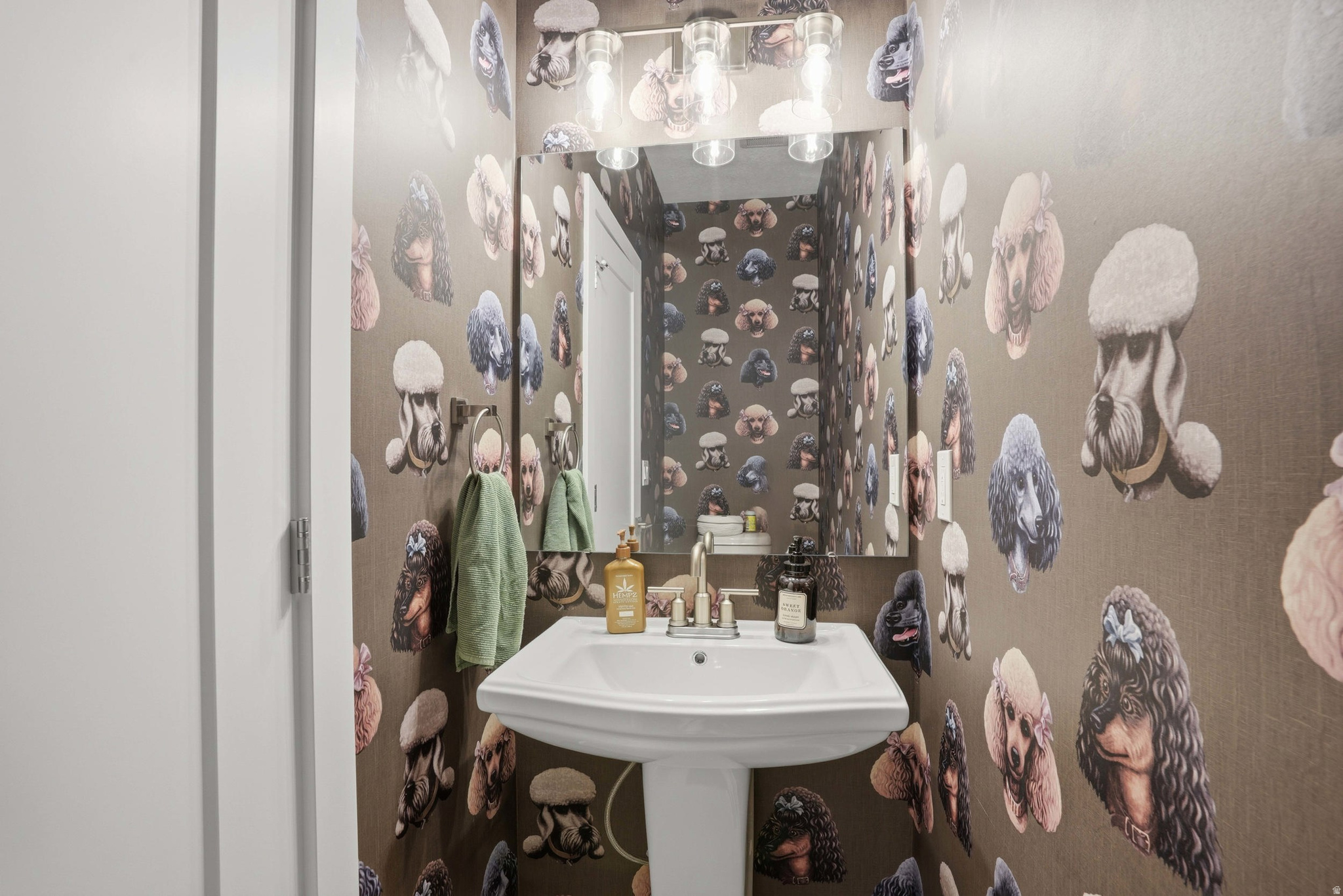 main property photo 13
