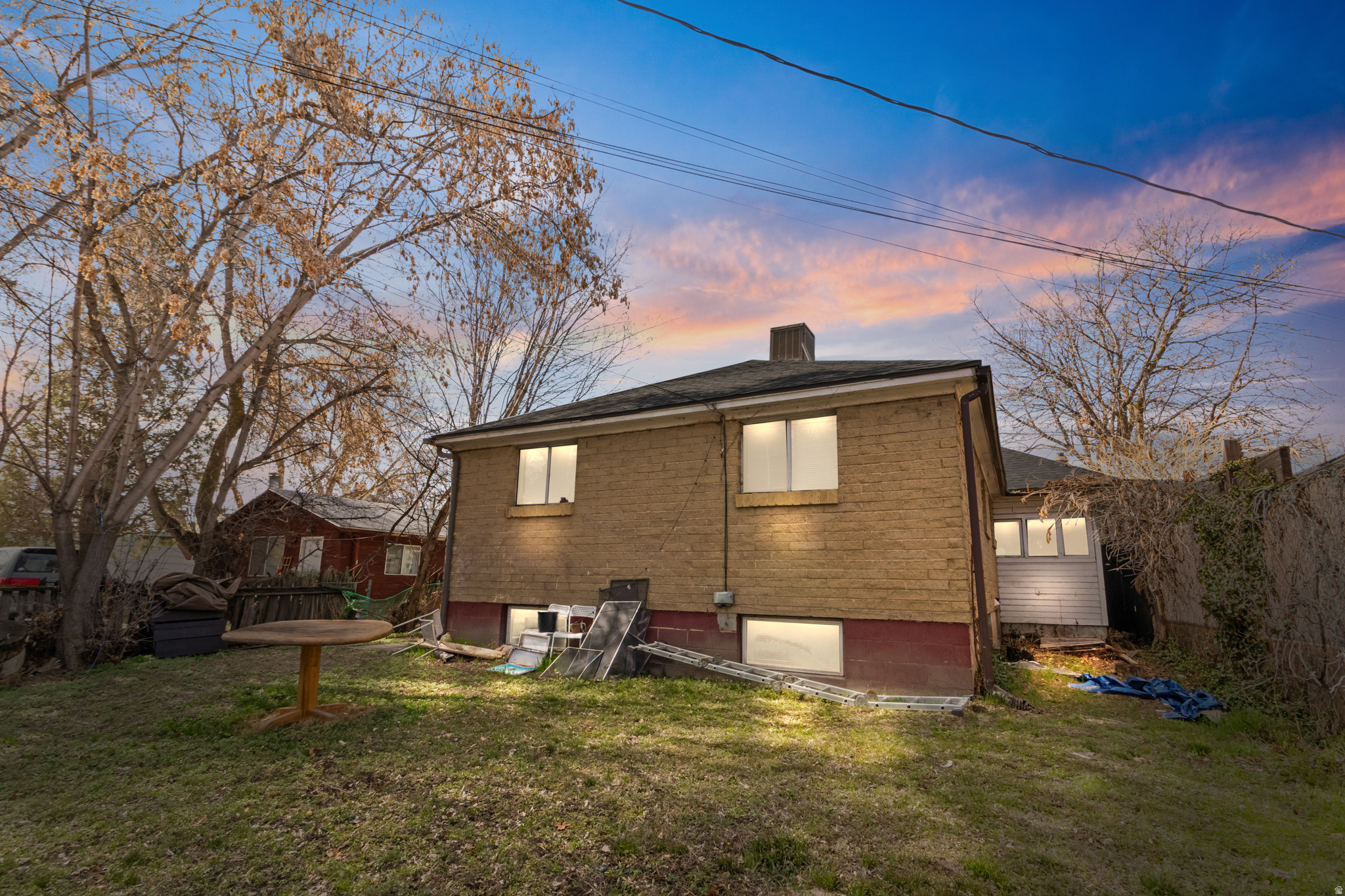 main property photo 23
