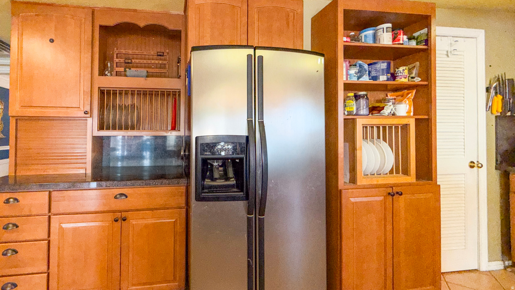 main property photo 7