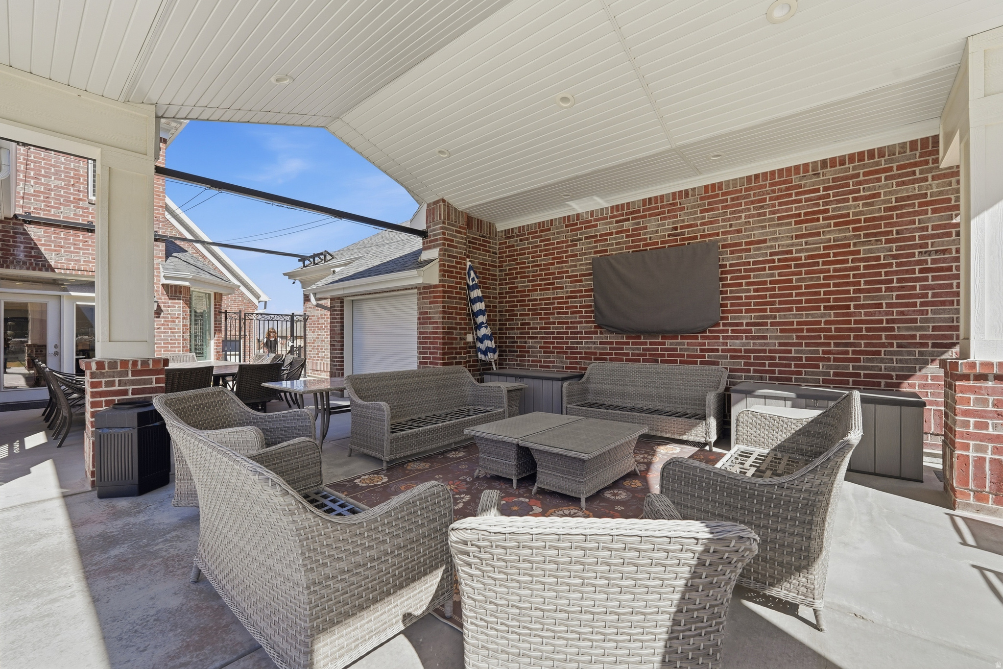 main property photo 71