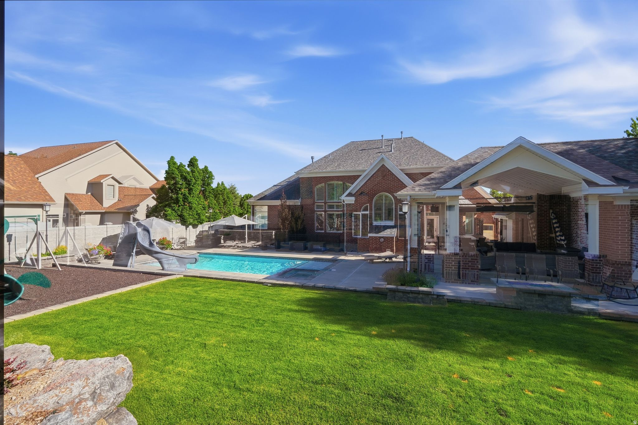 main property photo 75