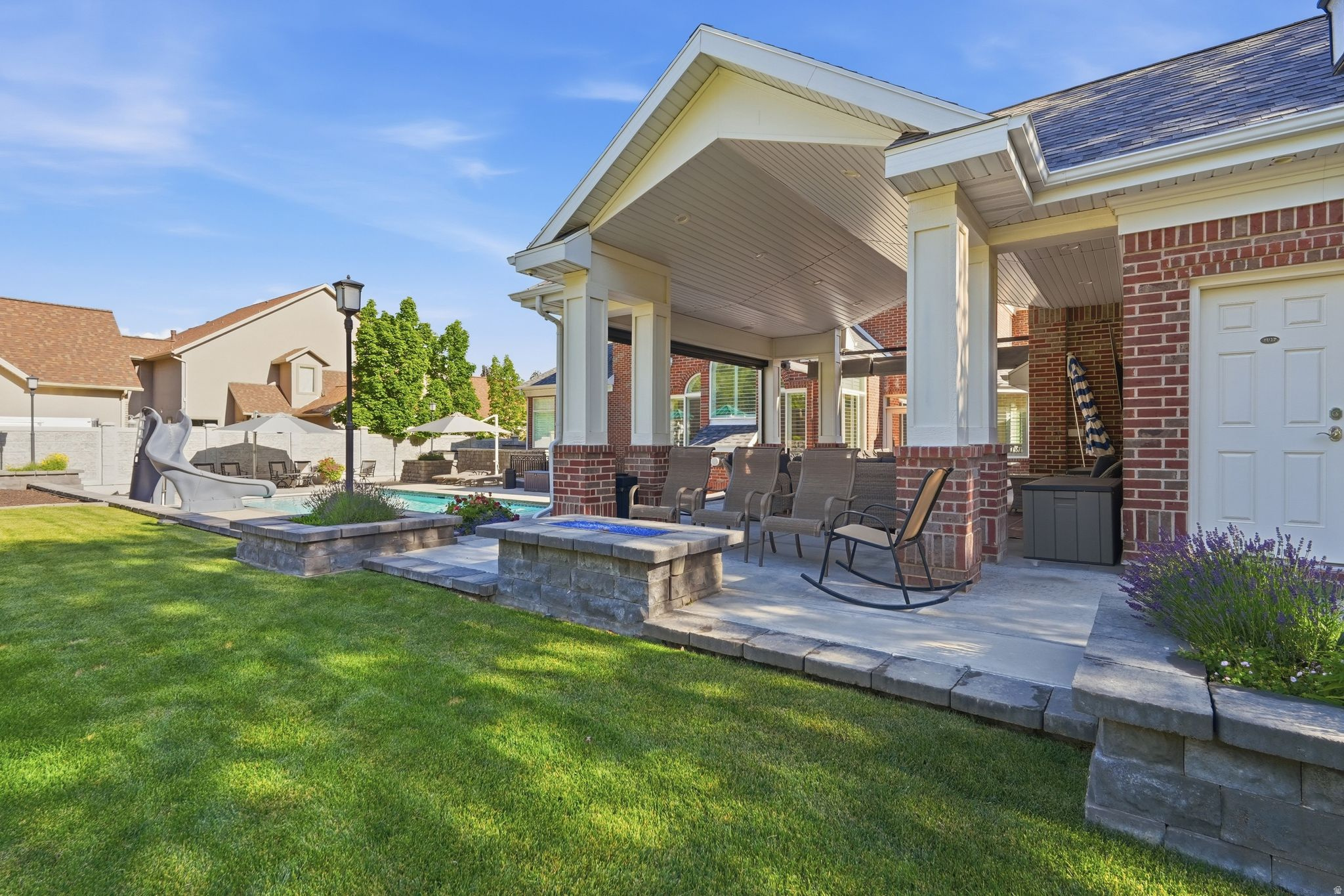 main property photo 76