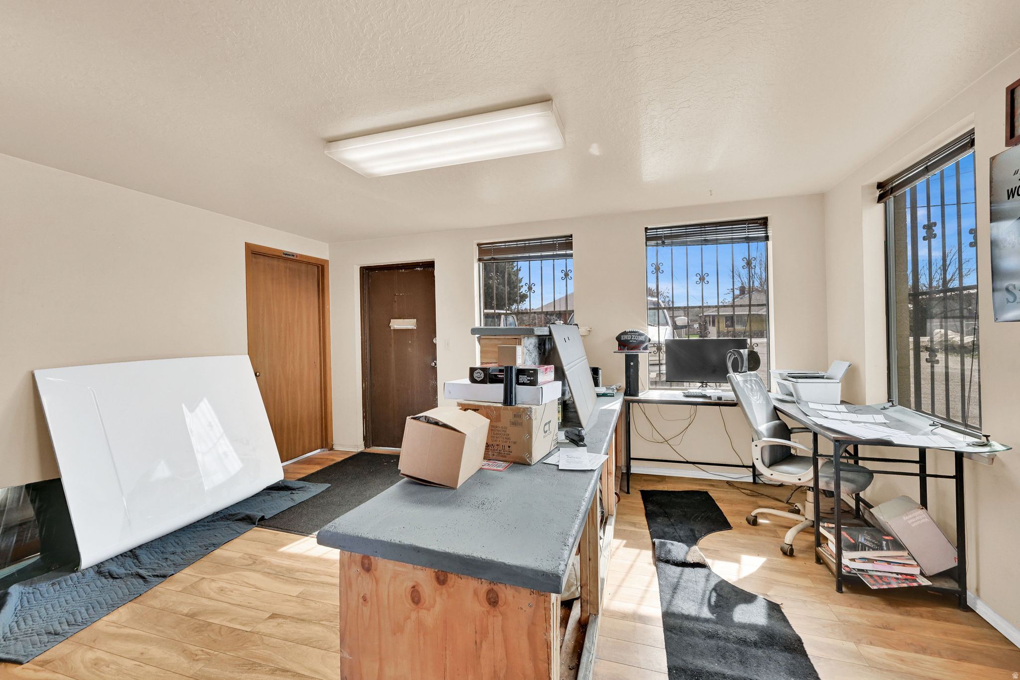 main property photo 34