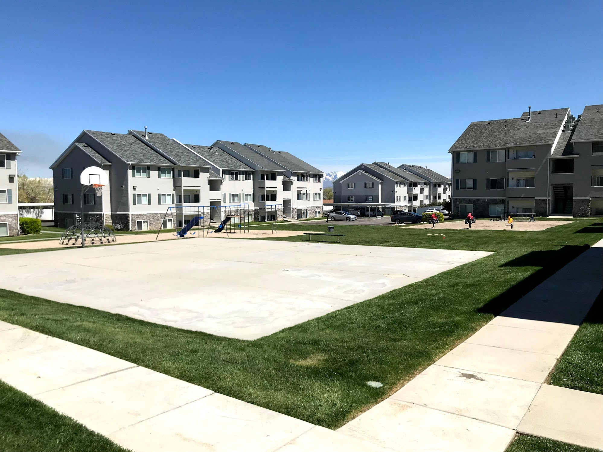 main property photo 14