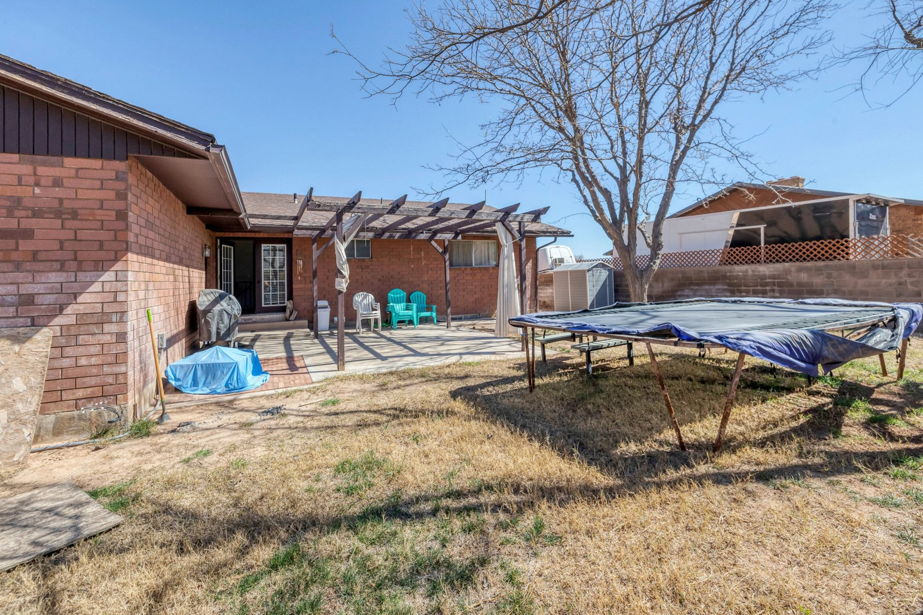 main property photo 36