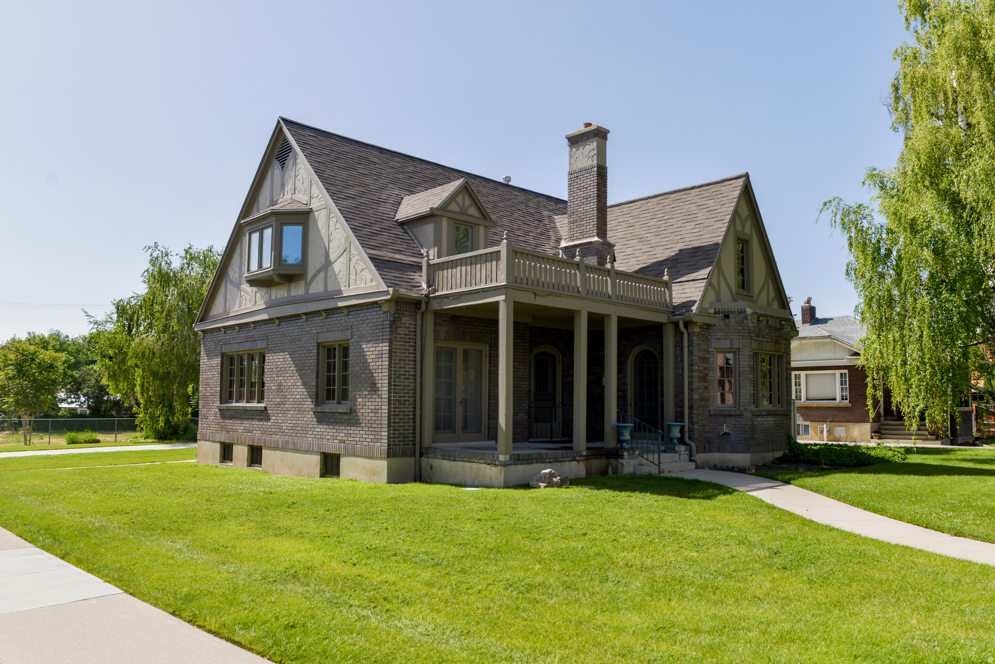 main property photo 7