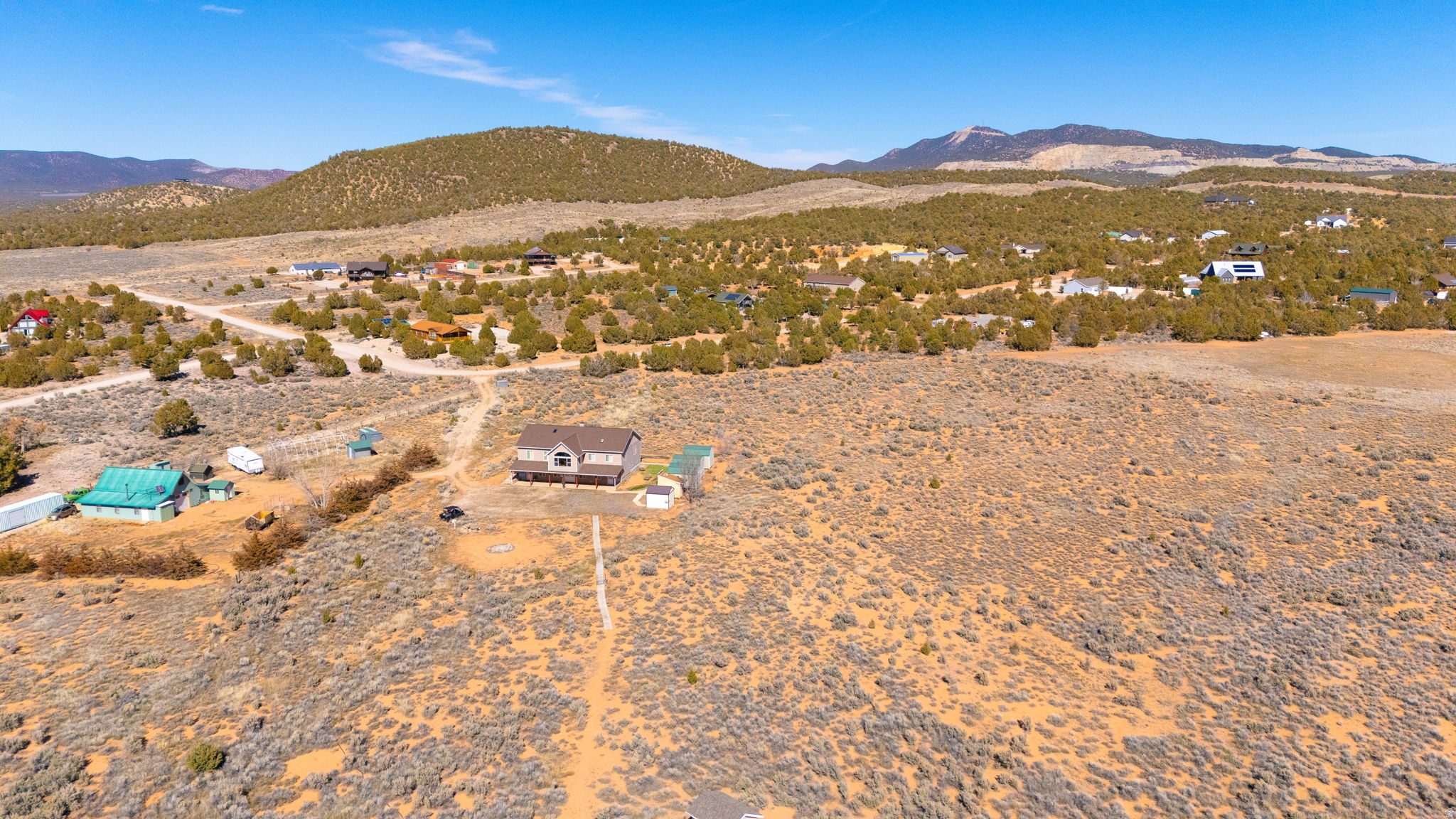 main property photo 15