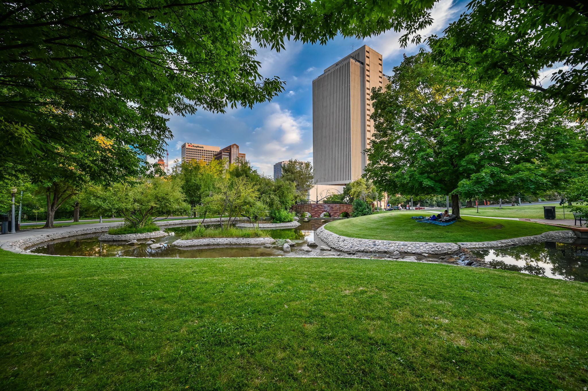 main property photo 50
