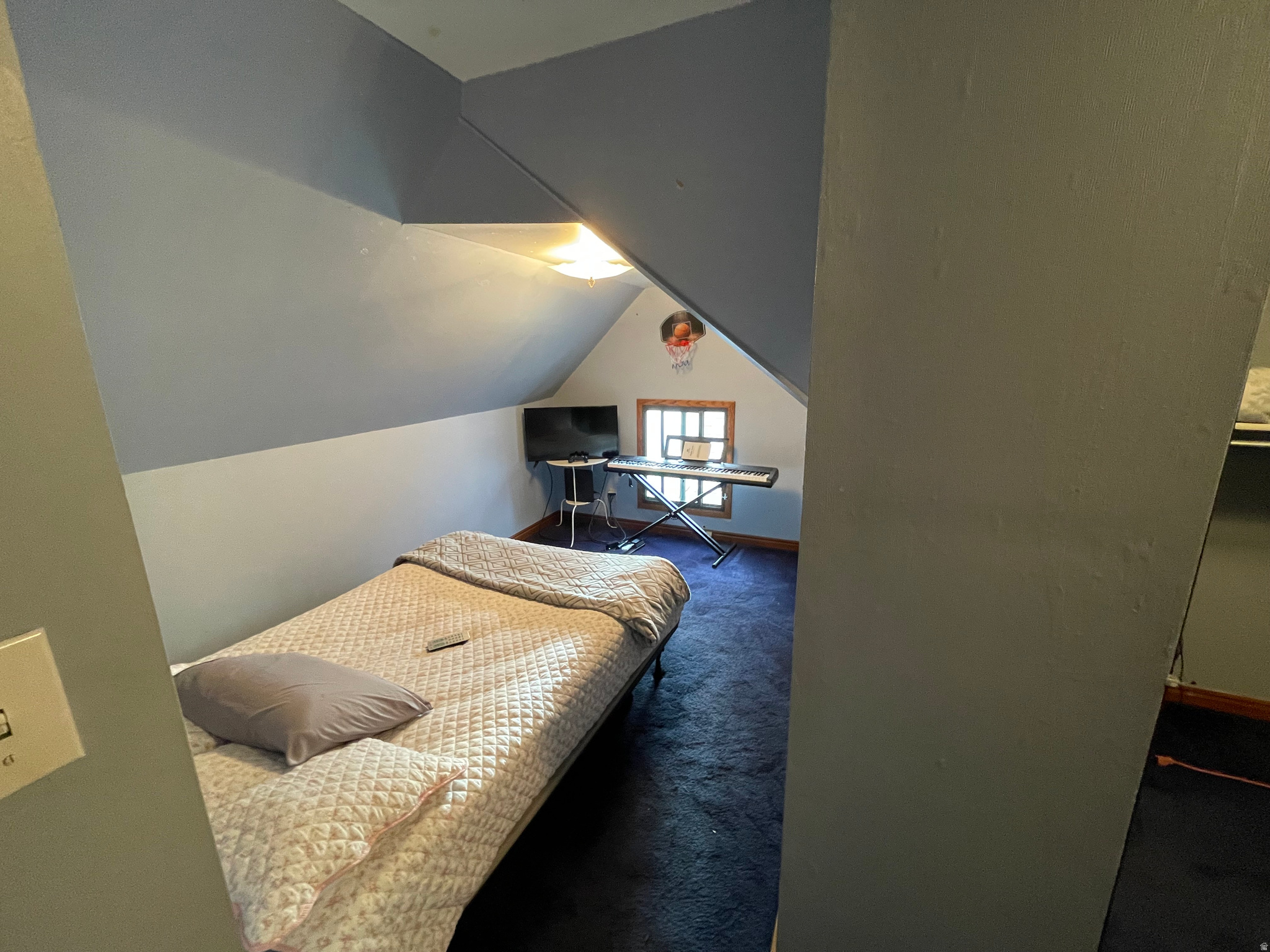 main property photo 11