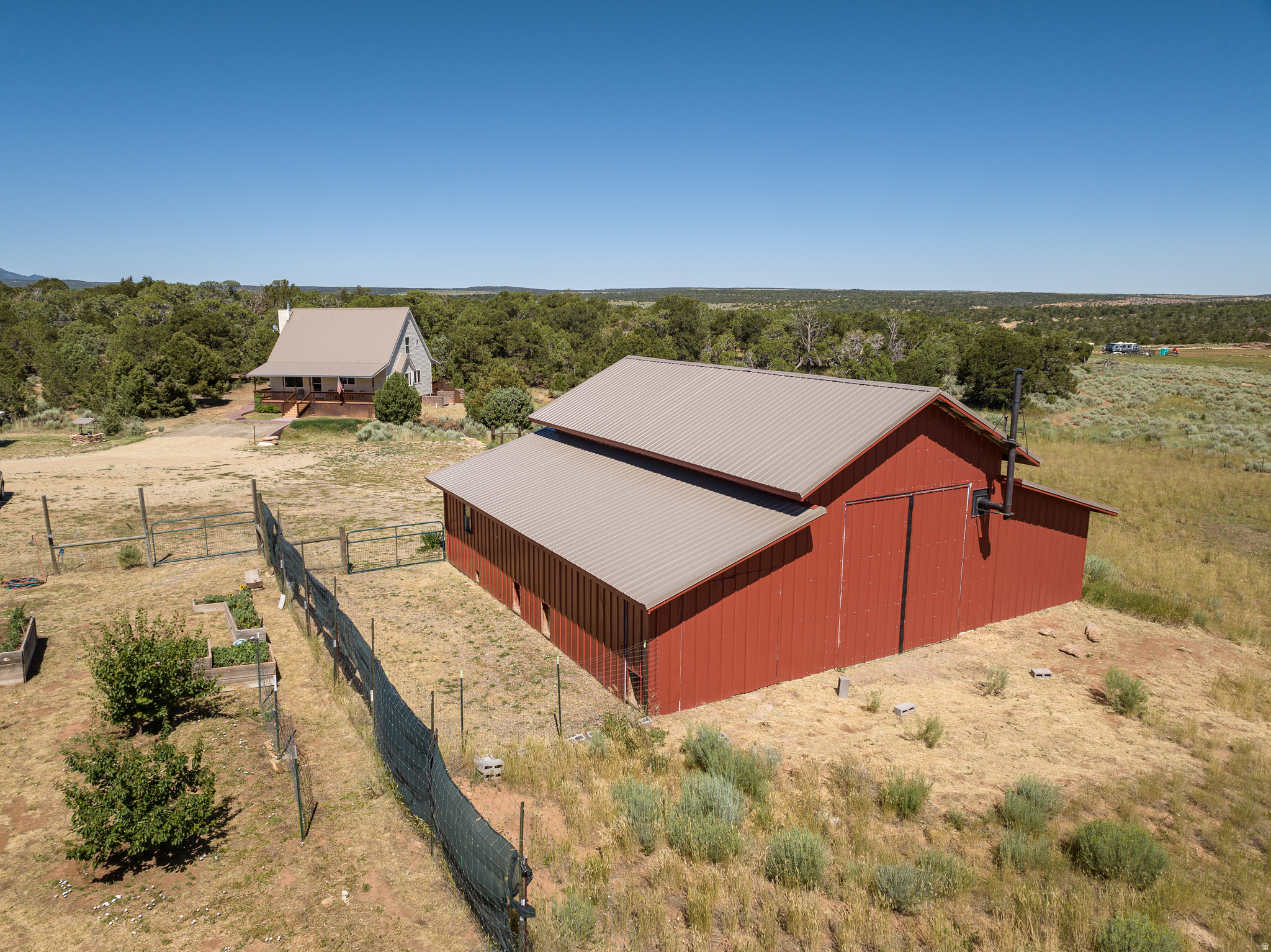 main property photo 15