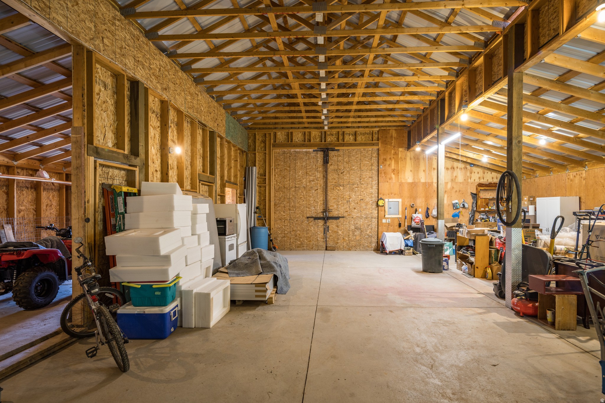 main property photo 18