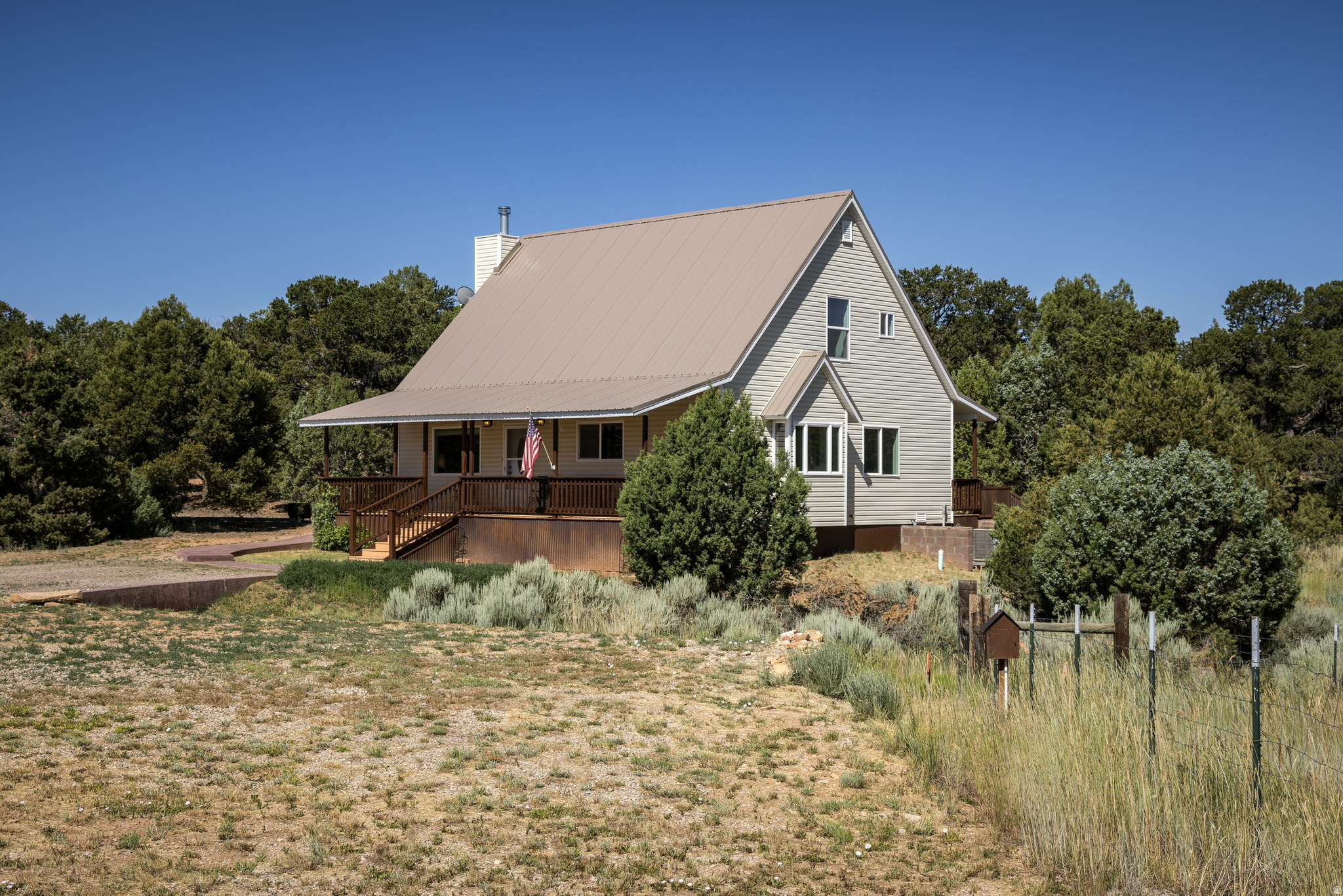main property photo 5