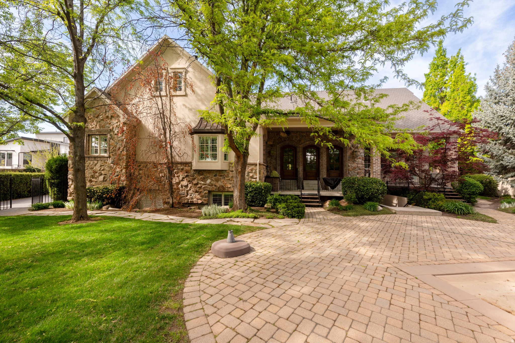main property photo 45