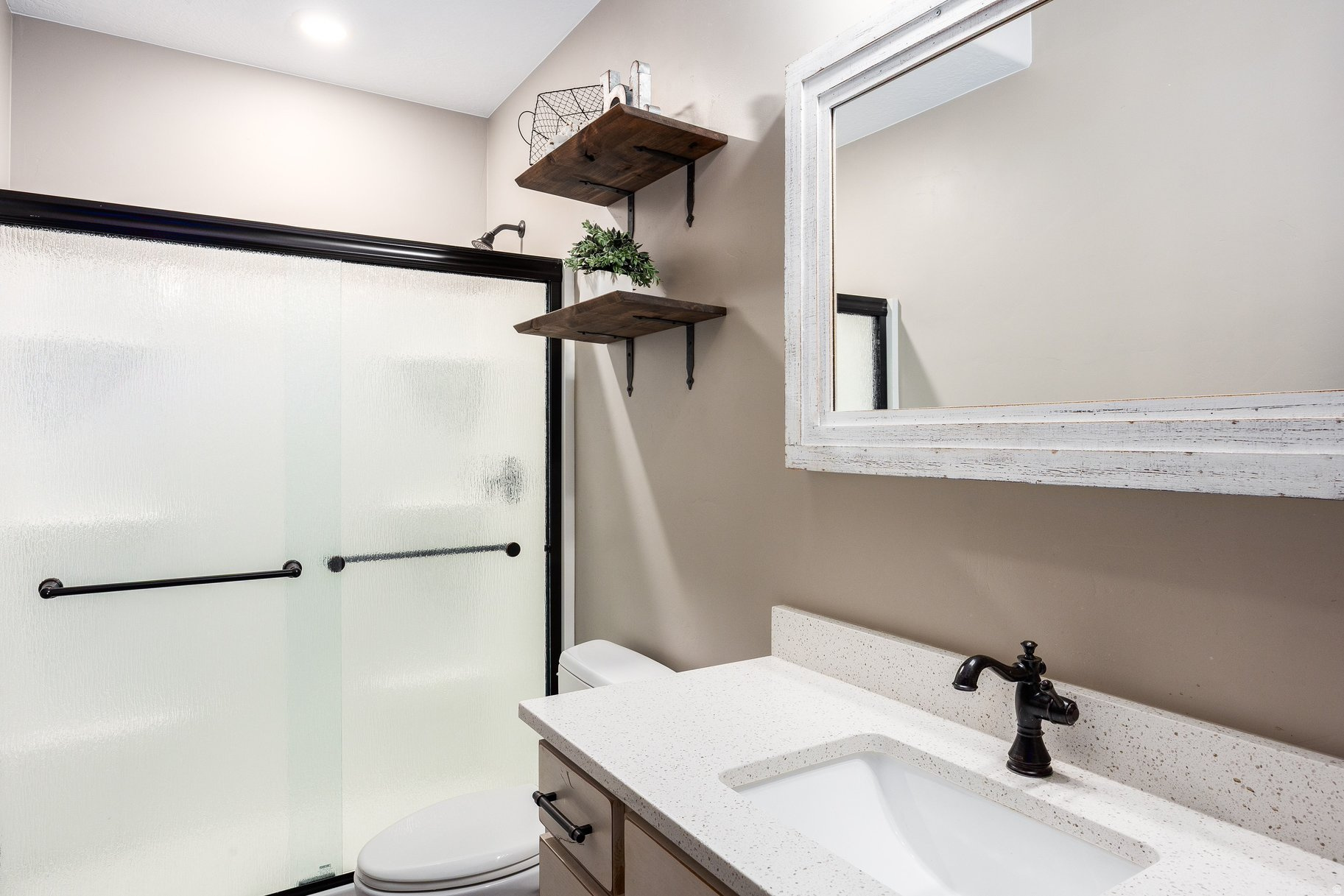main property photo 75
