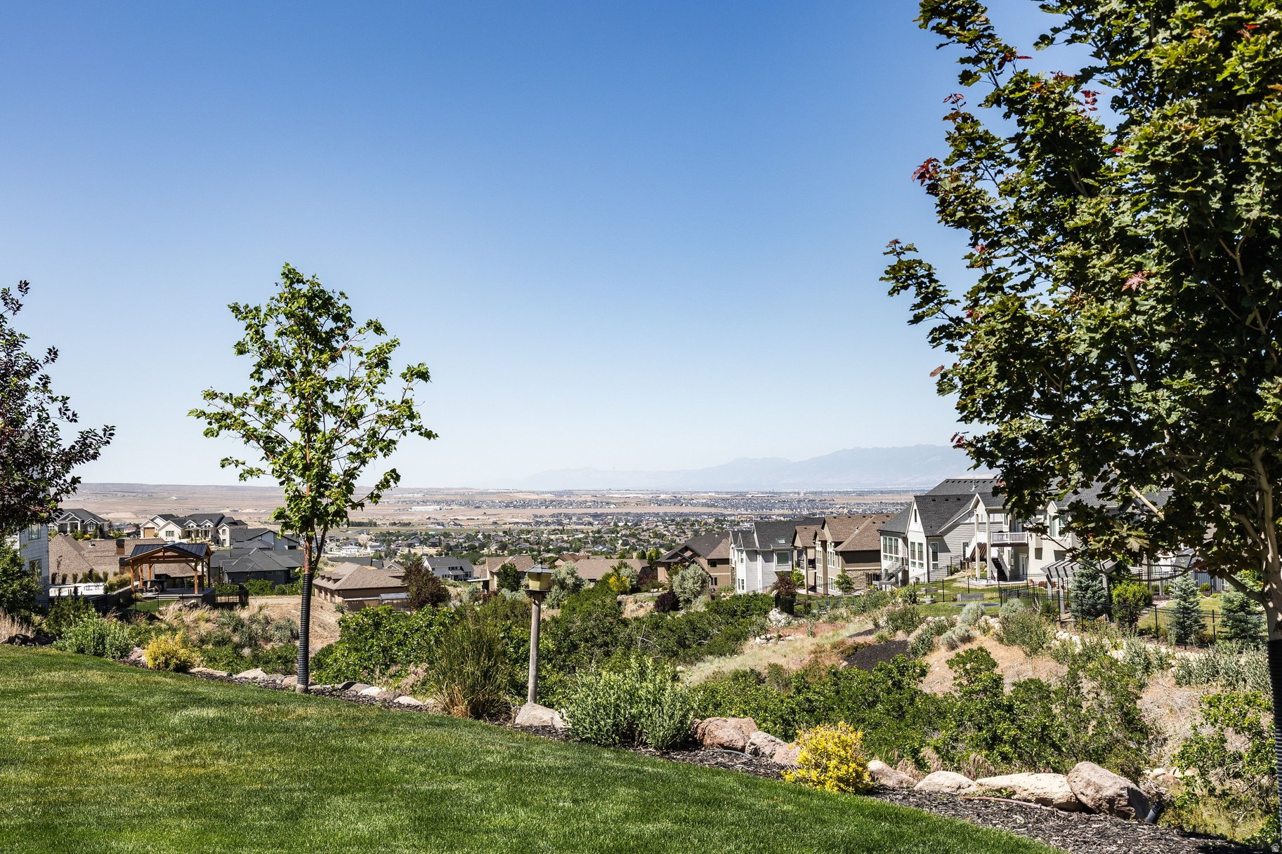 main property photo 95