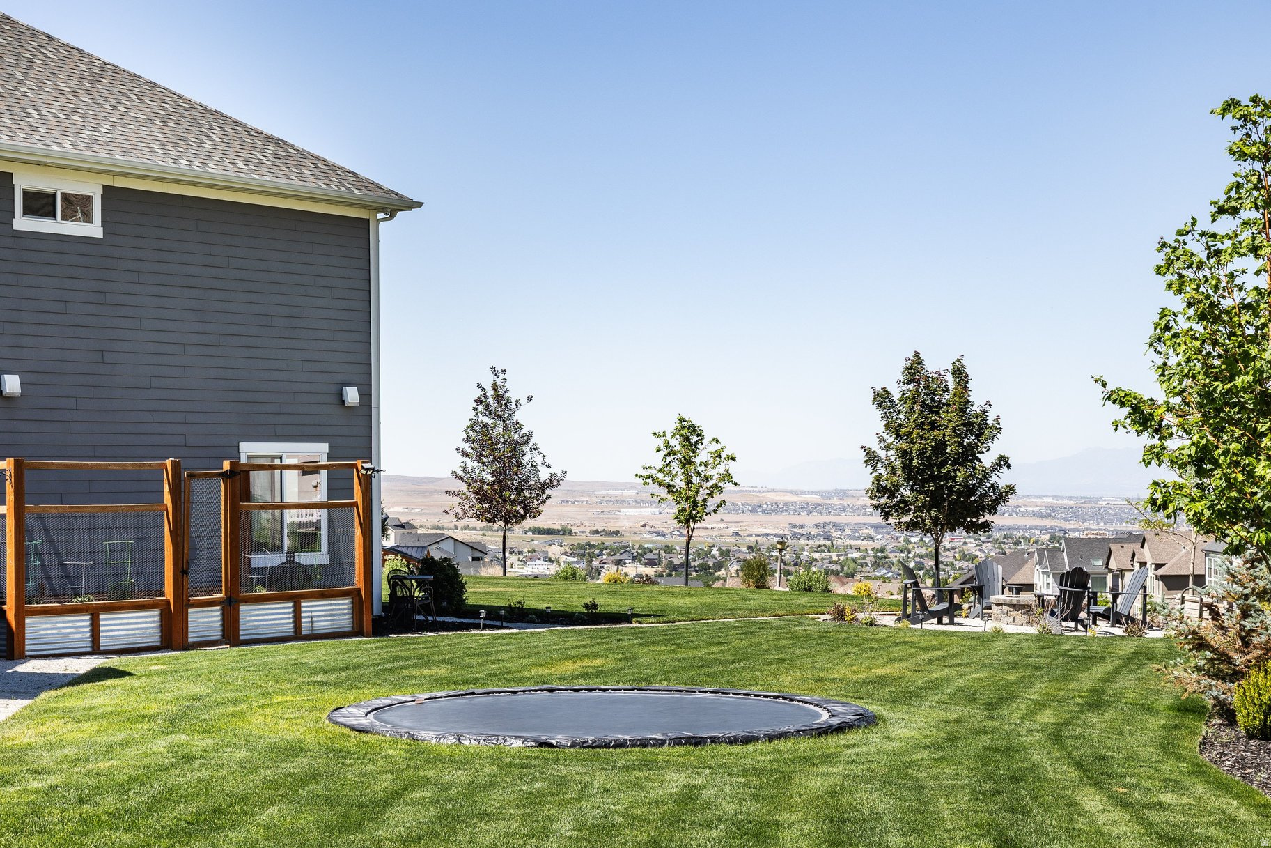 main property photo 99