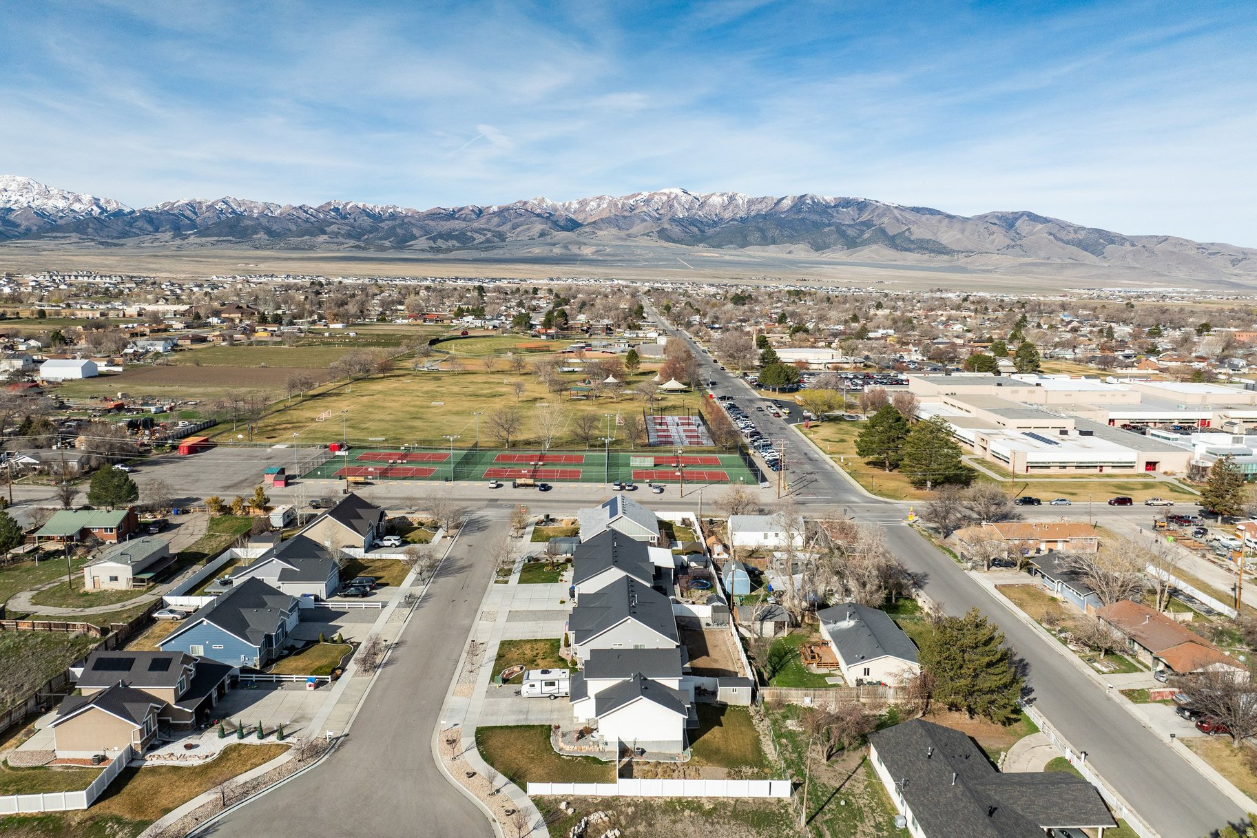 main property photo 34