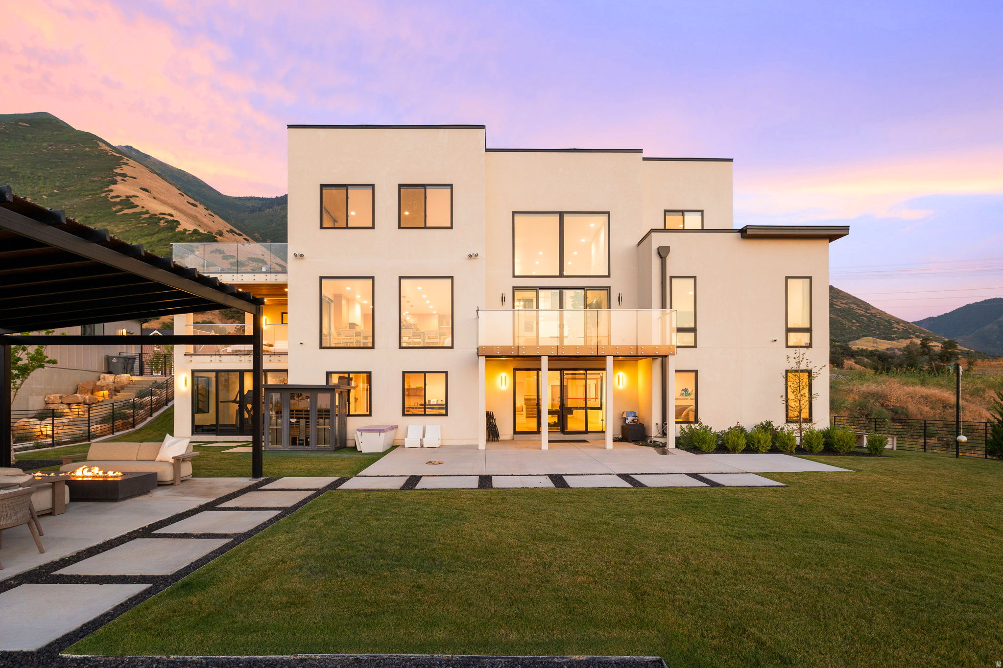 main property photo 61
