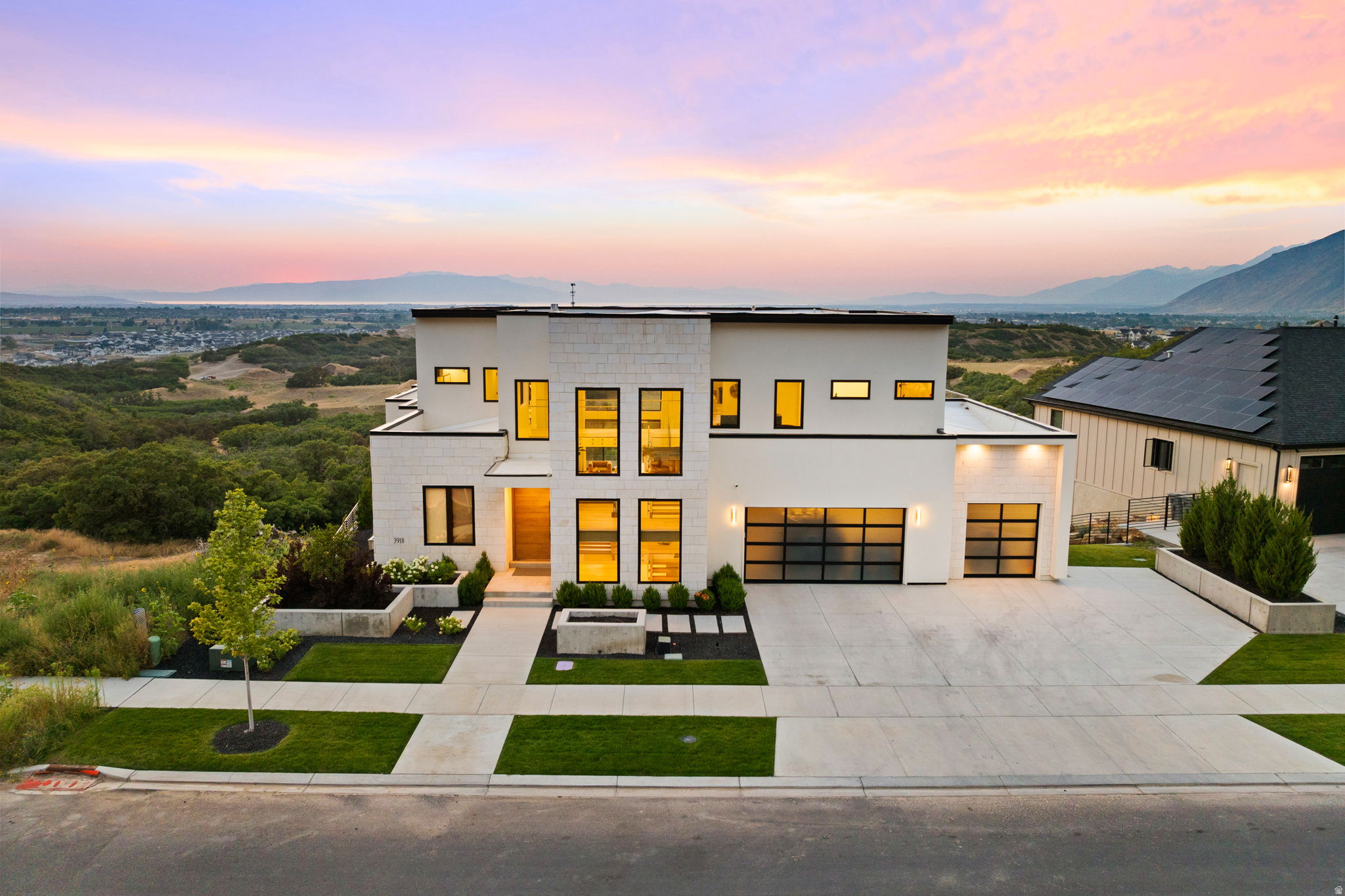 main property photo 77