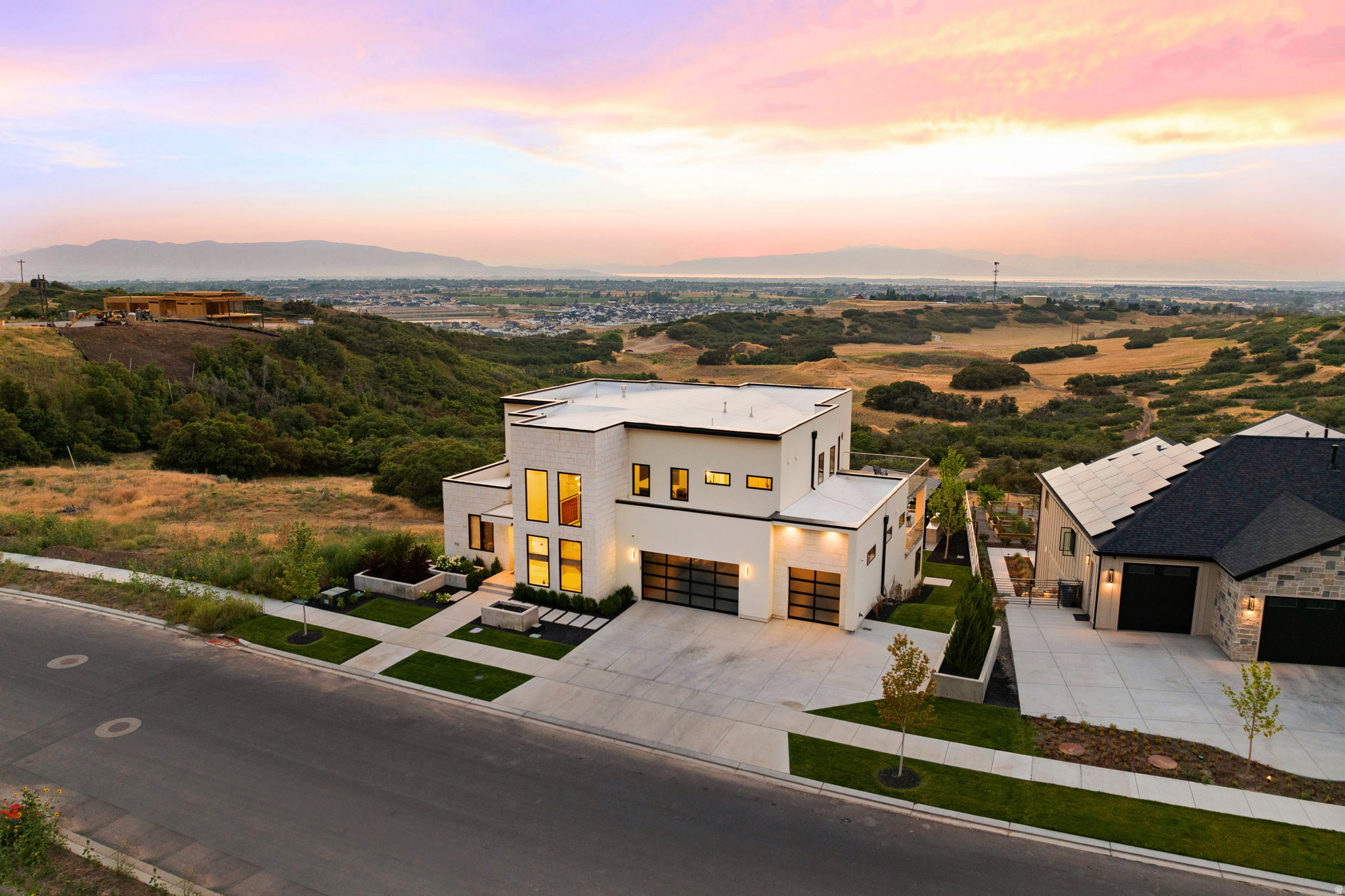 main property photo 80