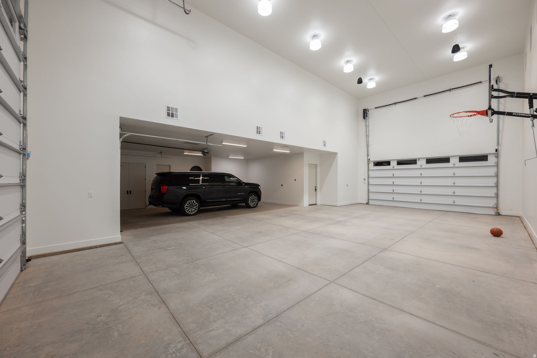 main property photo 109