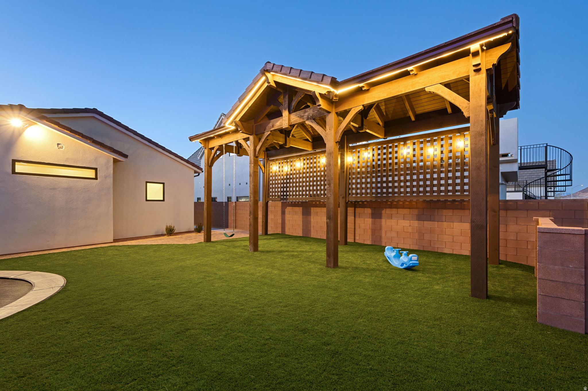 main property photo 119
