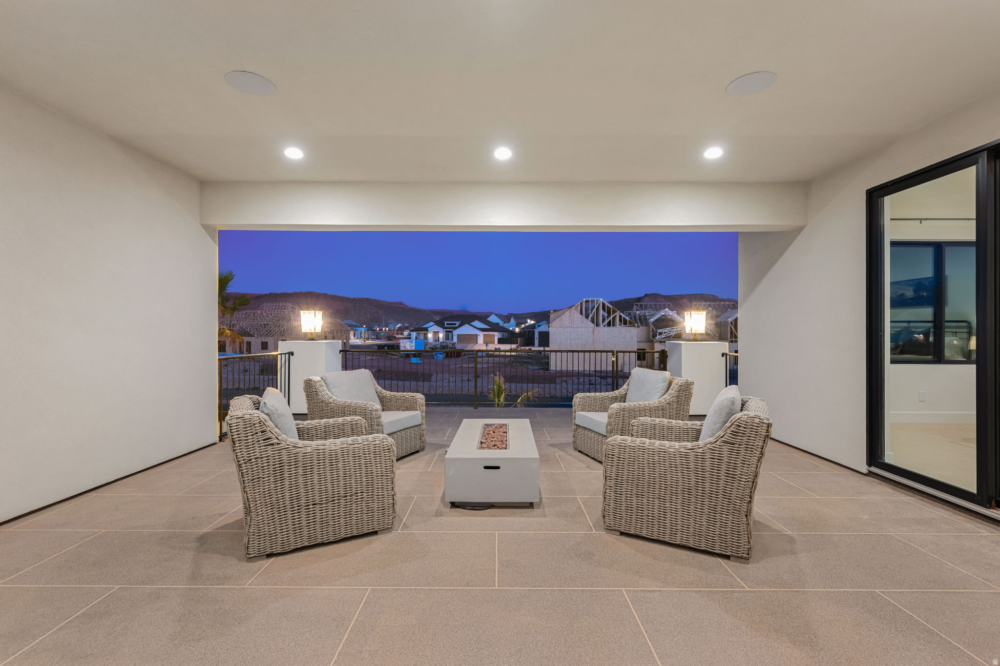 main property photo 125