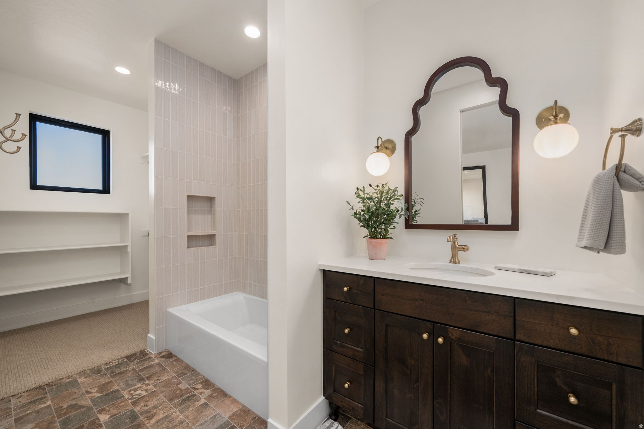 main property photo 84