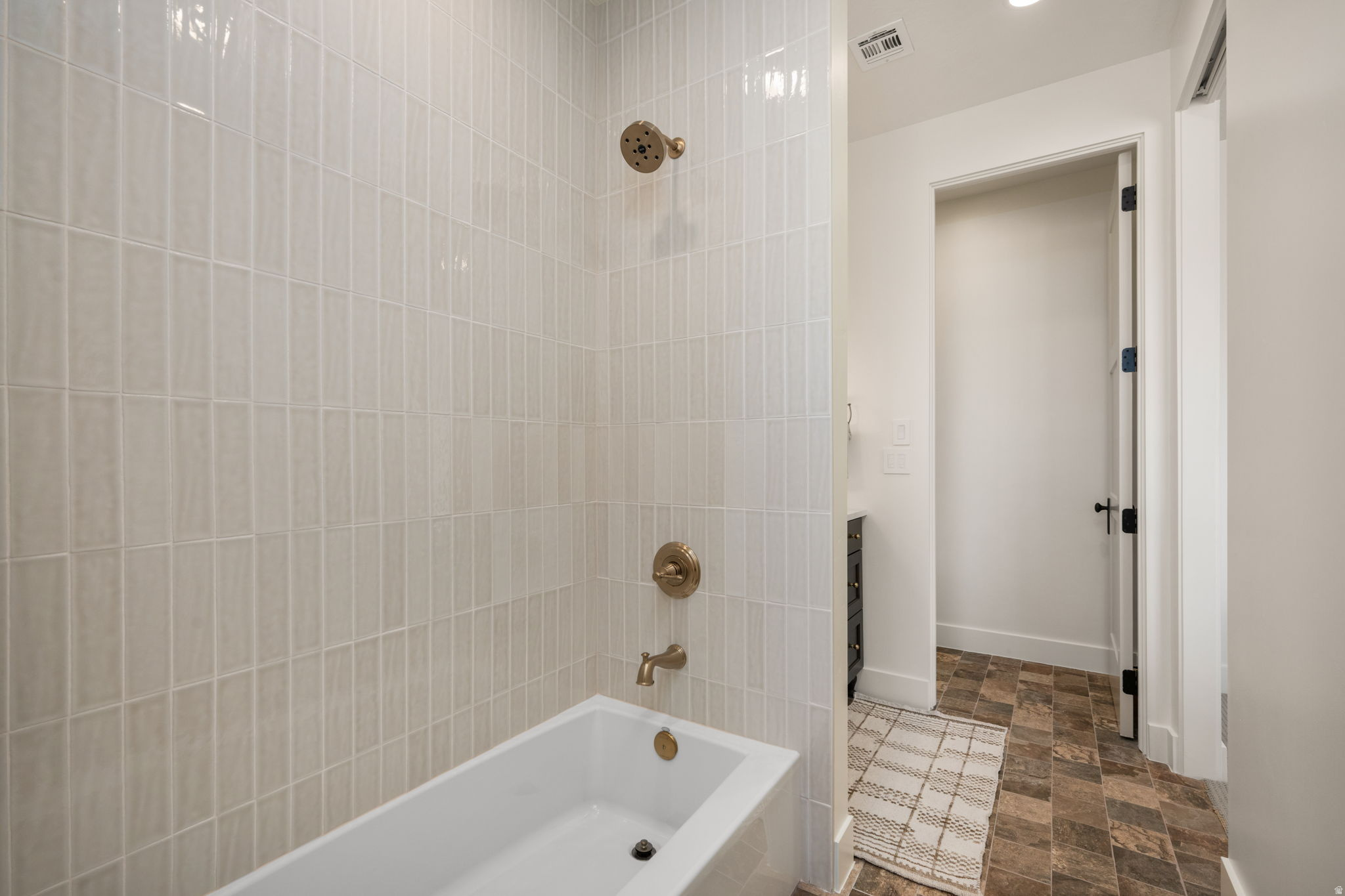 main property photo 85