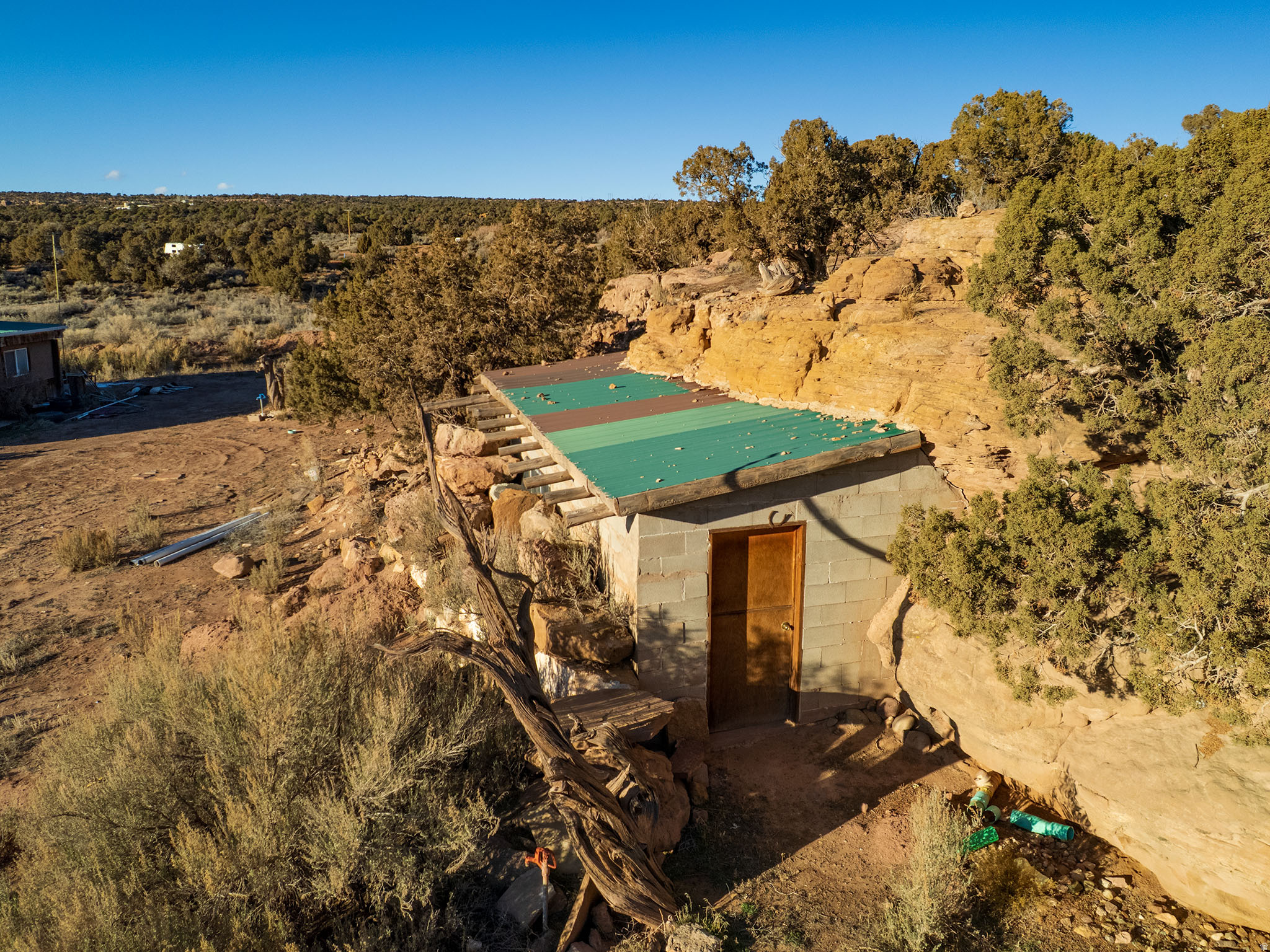 main property photo 38