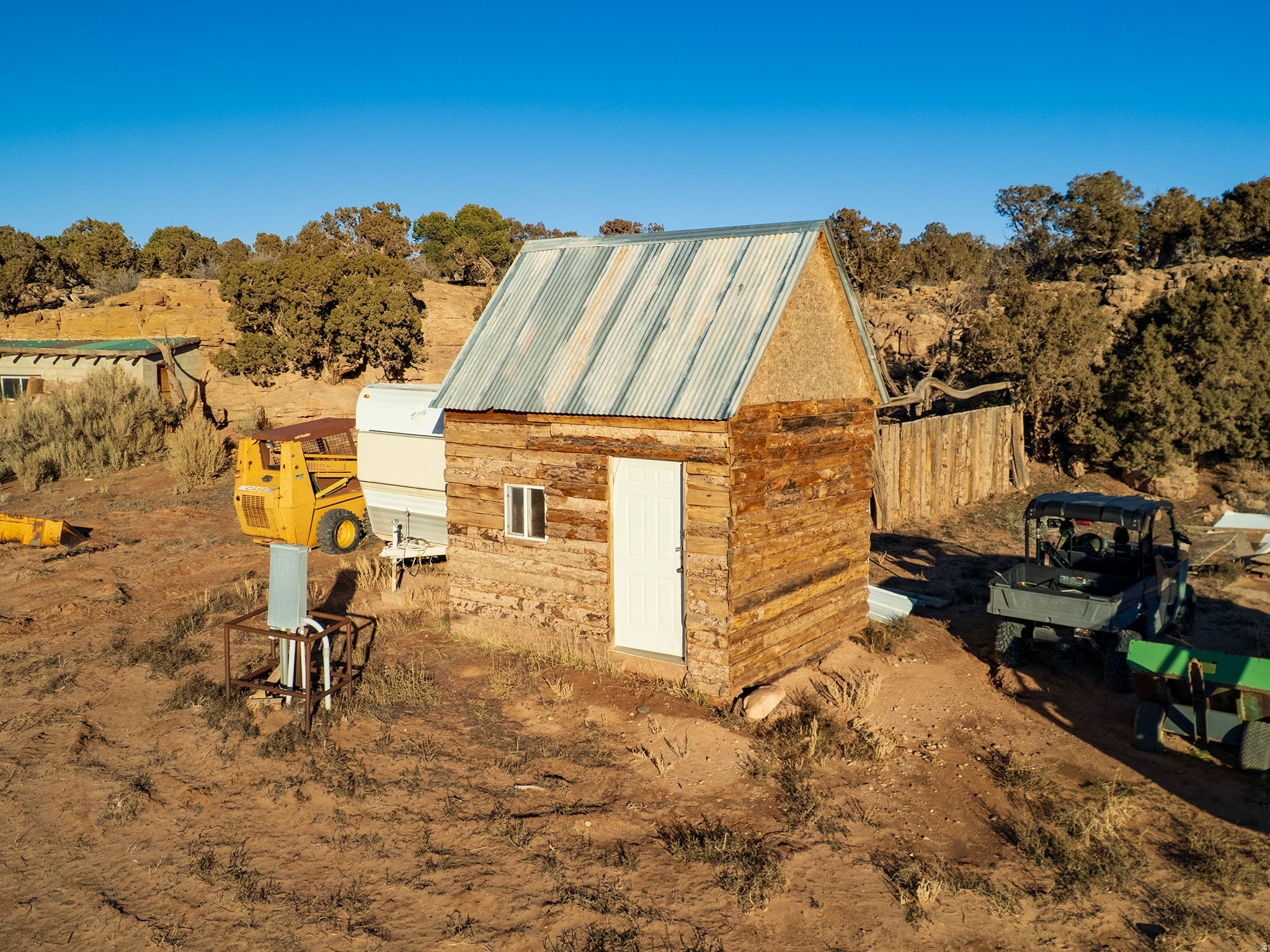 main property photo 41