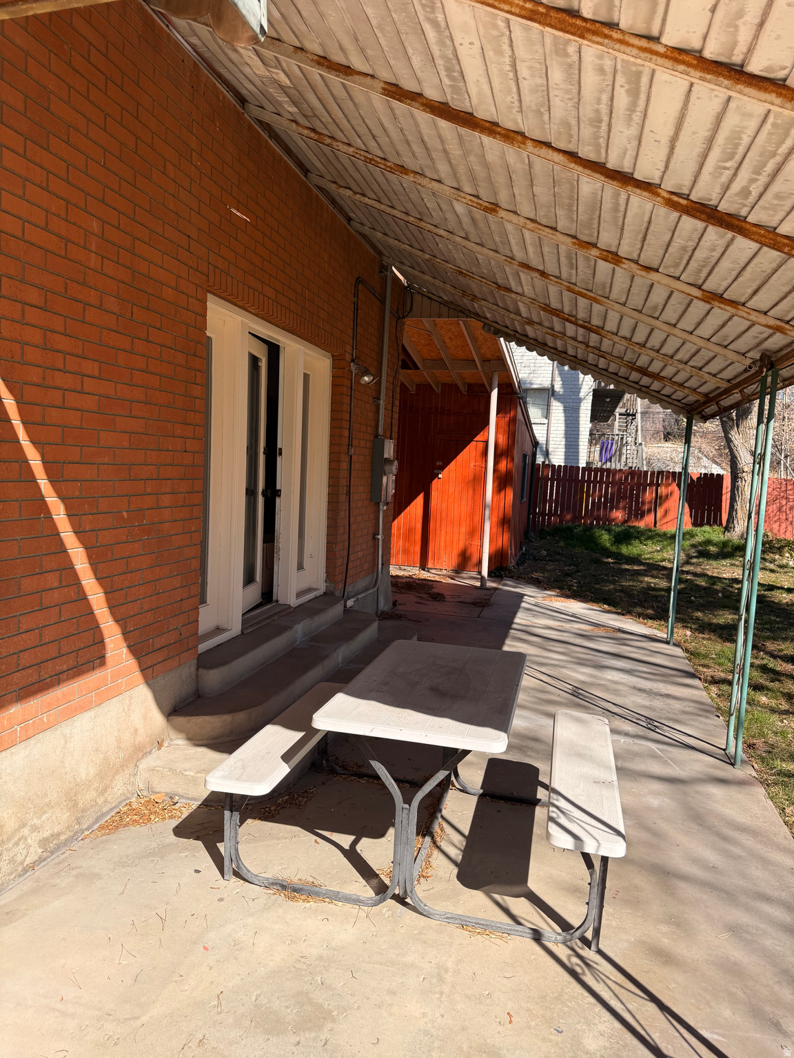 main property photo 6