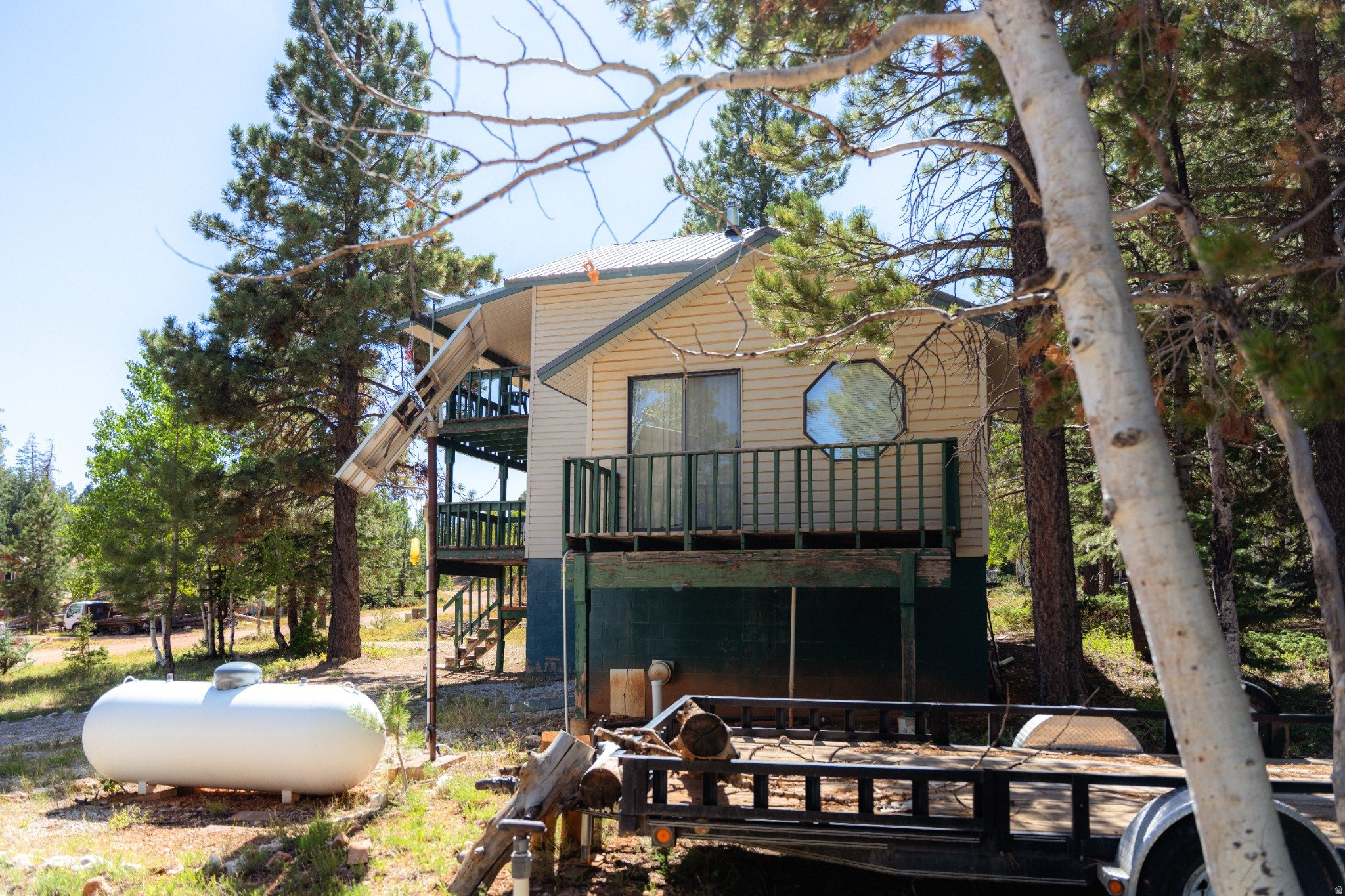 main property photo 27