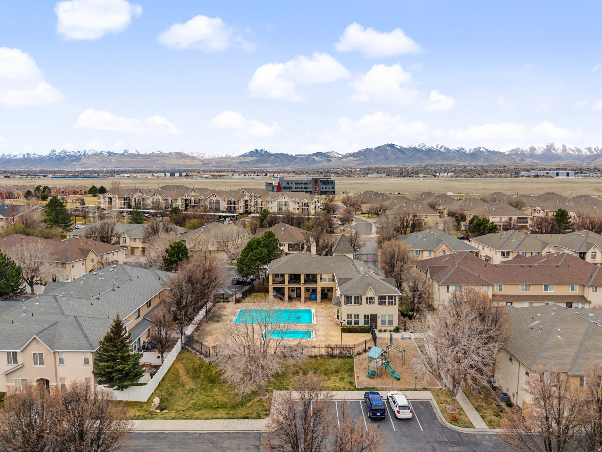 main property photo 18