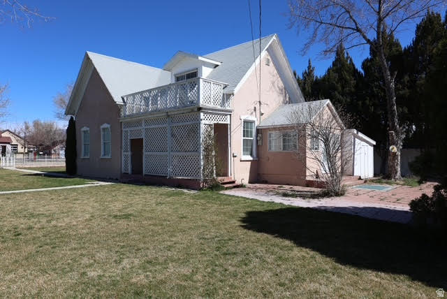 main property photo 17