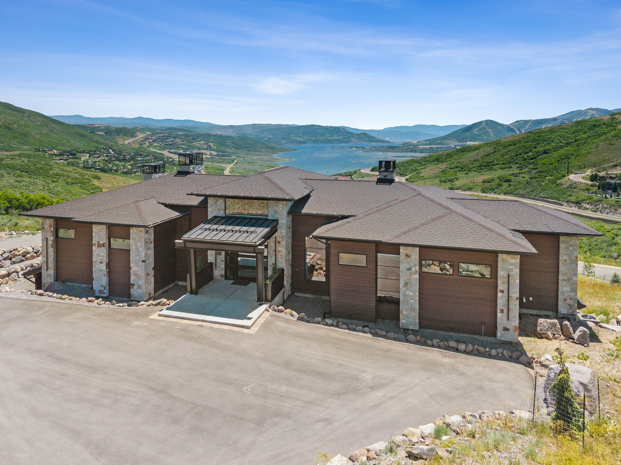 main property photo 59