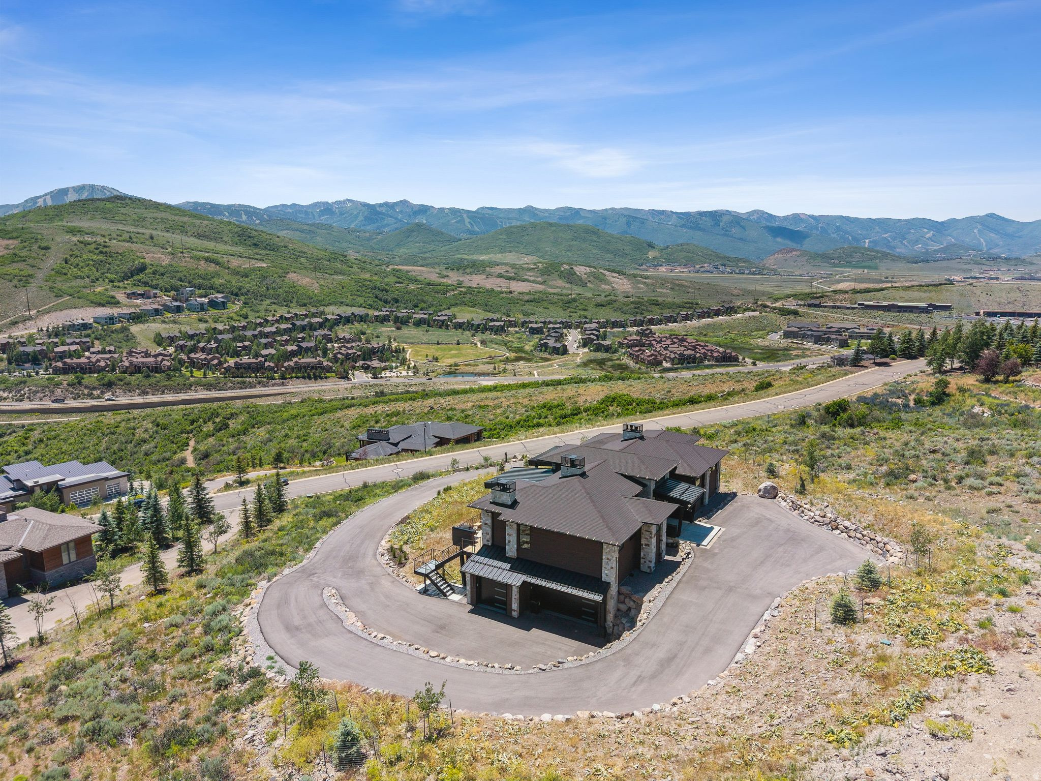 main property photo 70