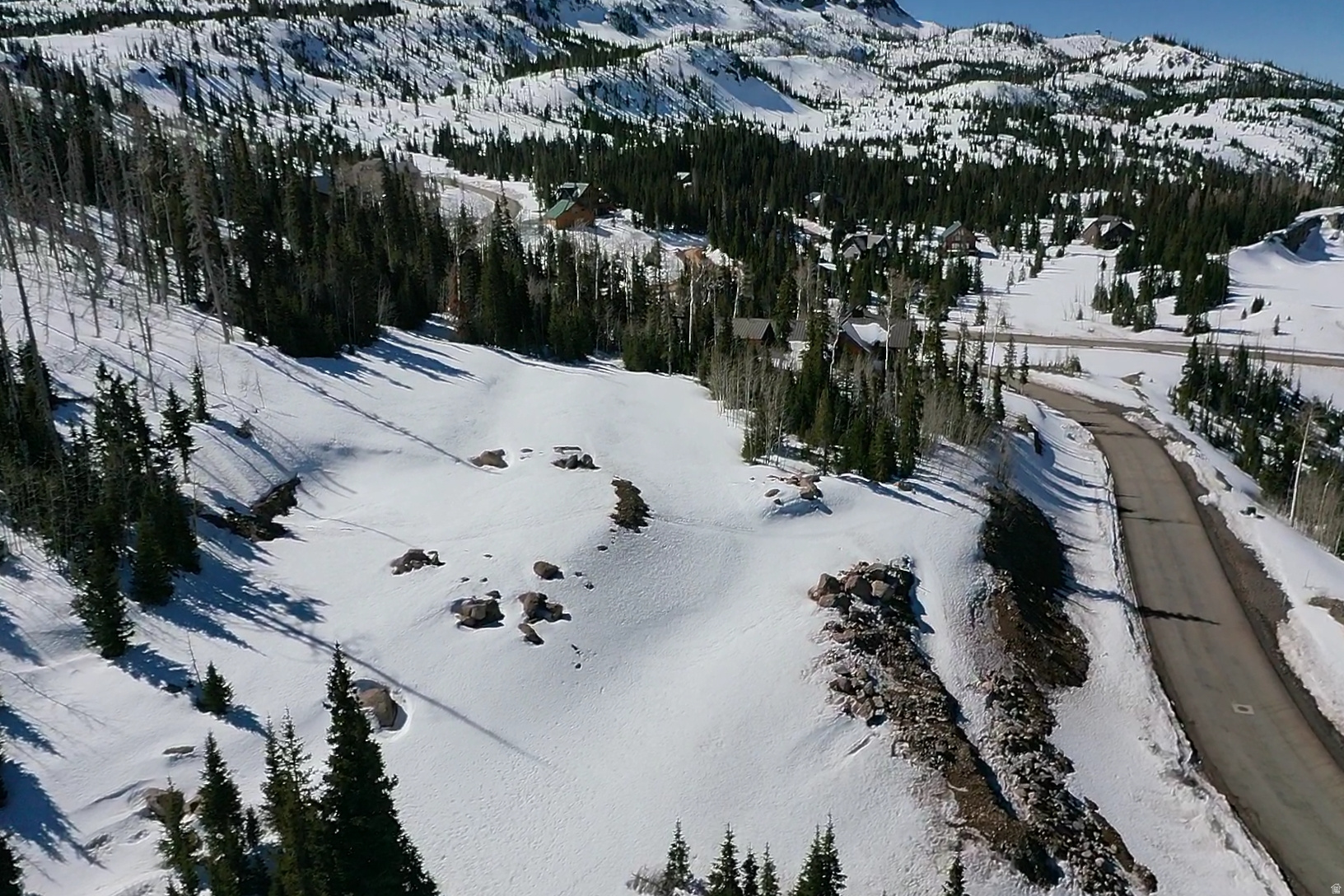 main property photo 6