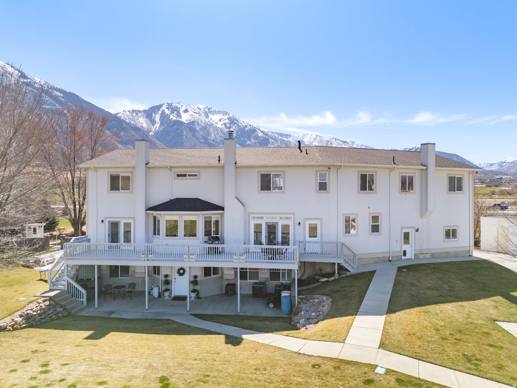main property photo 59