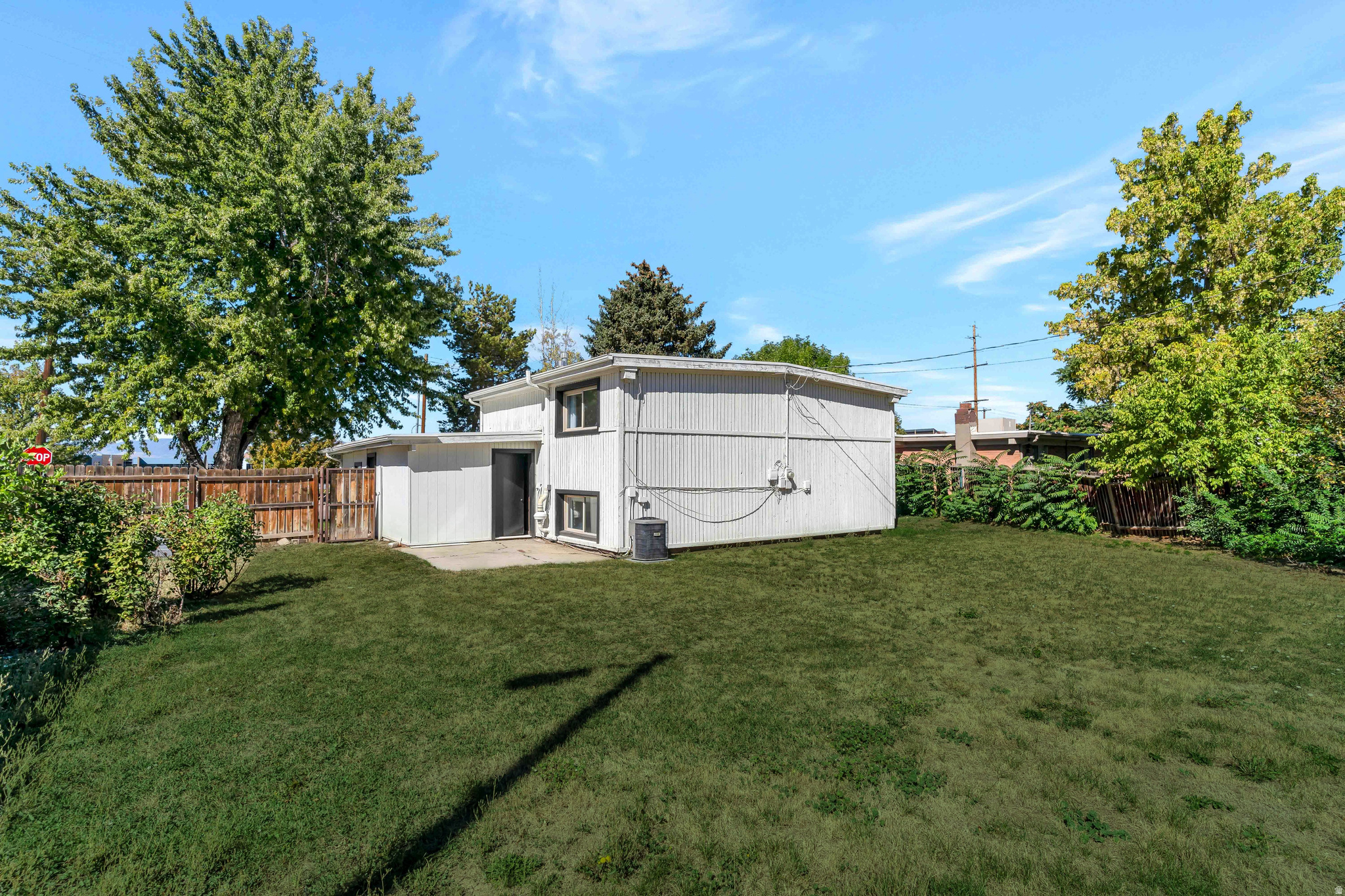 main property photo 22