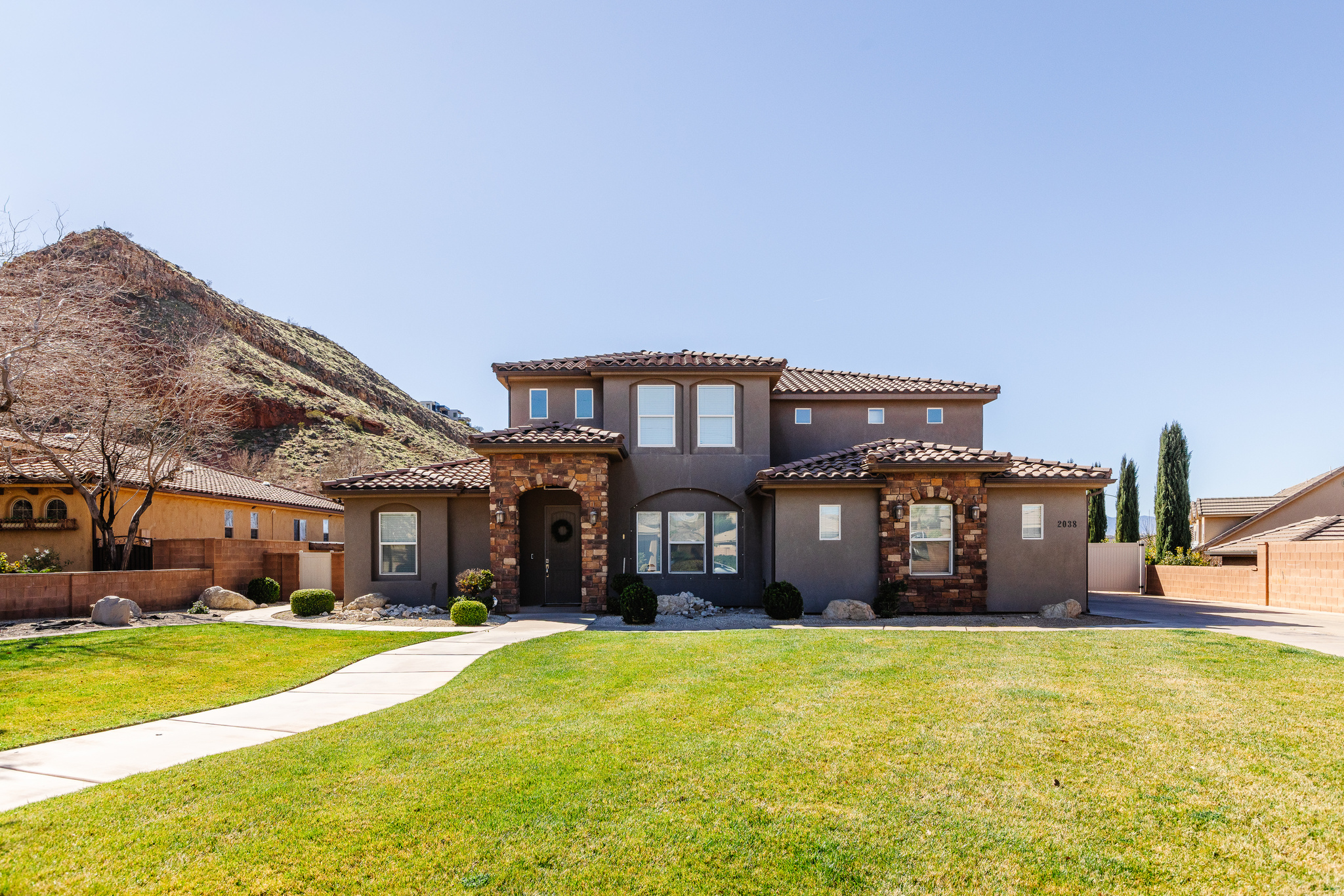 main property photo 1