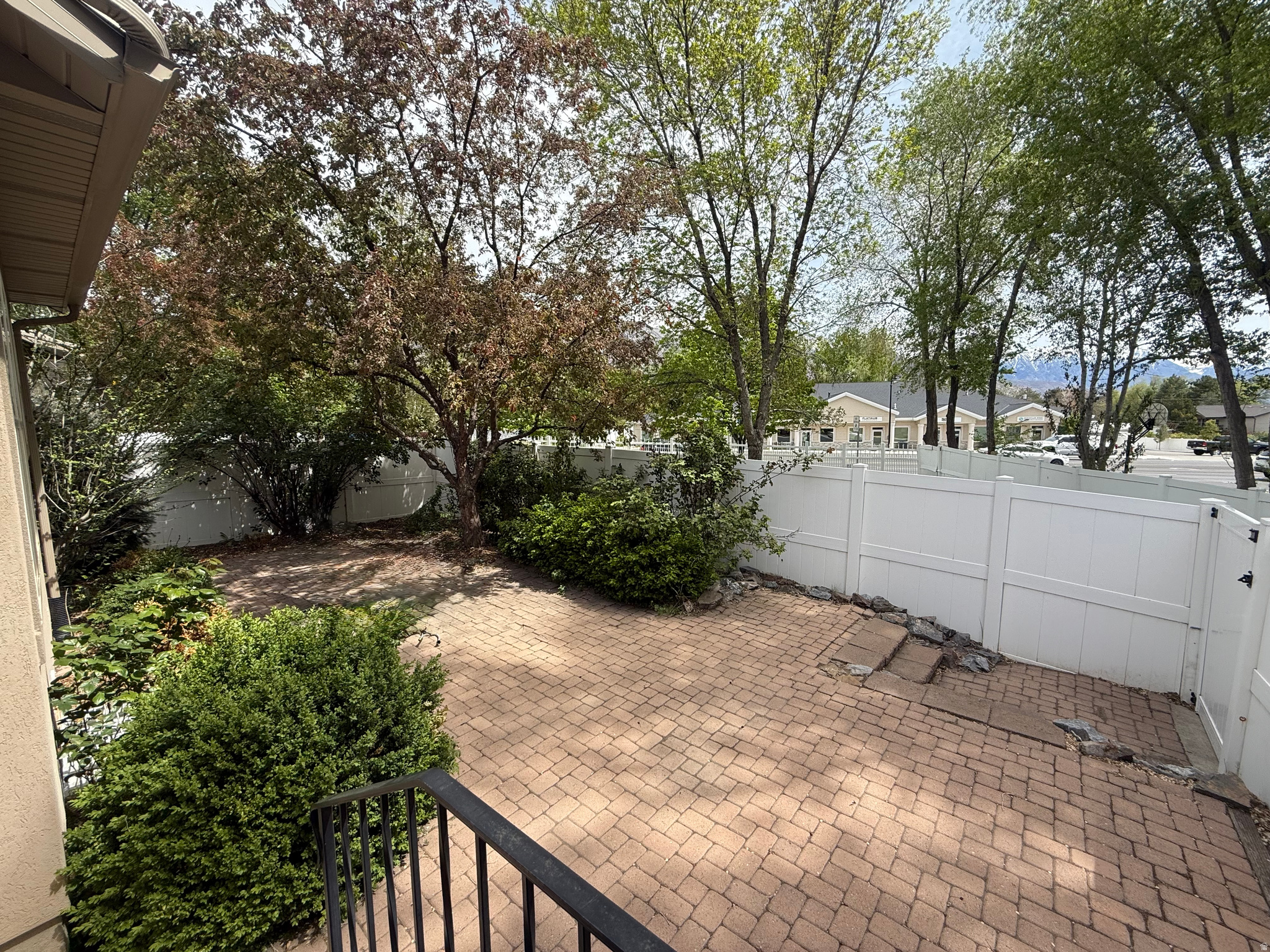 main property photo 35