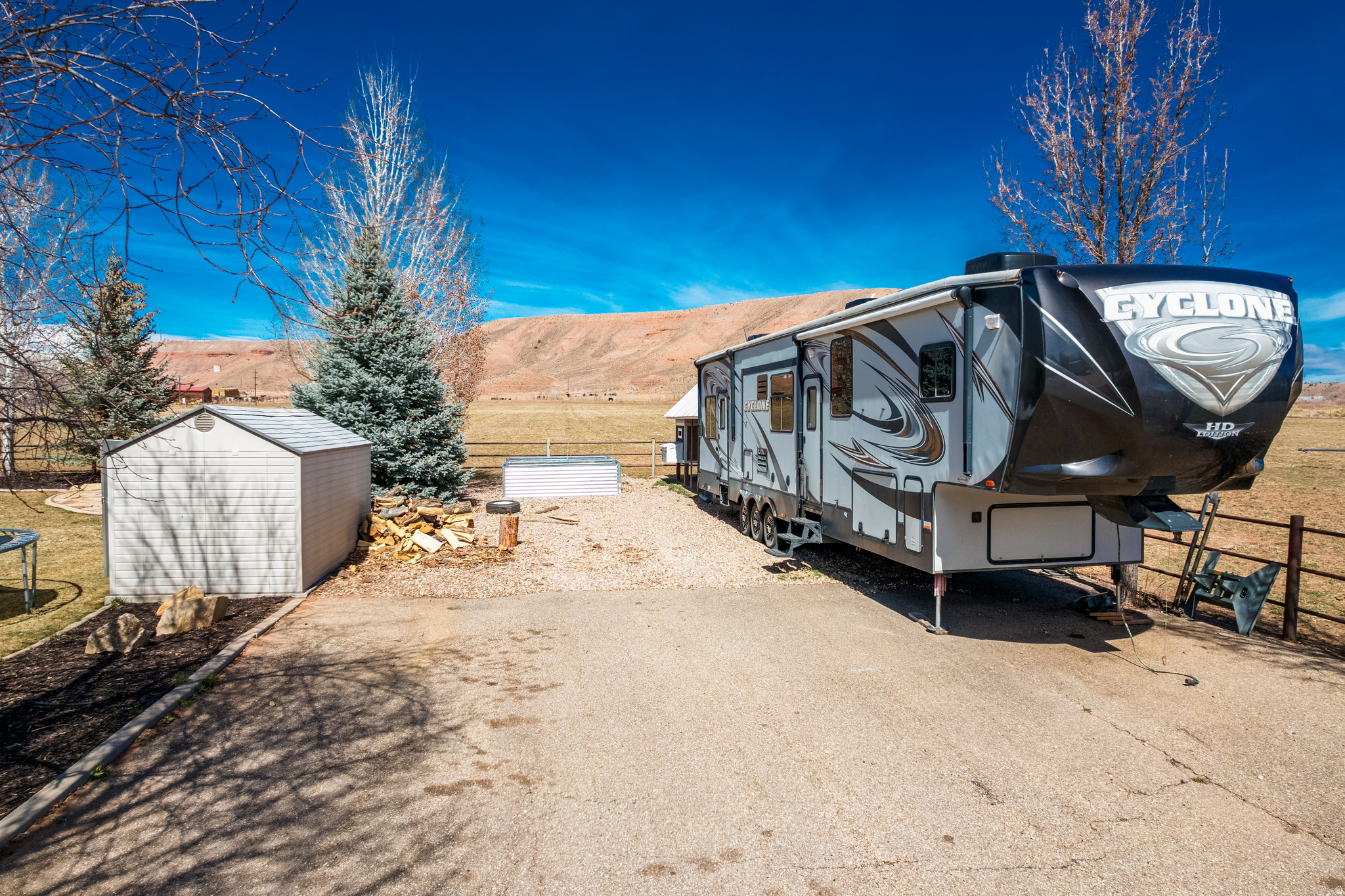 main property photo 44