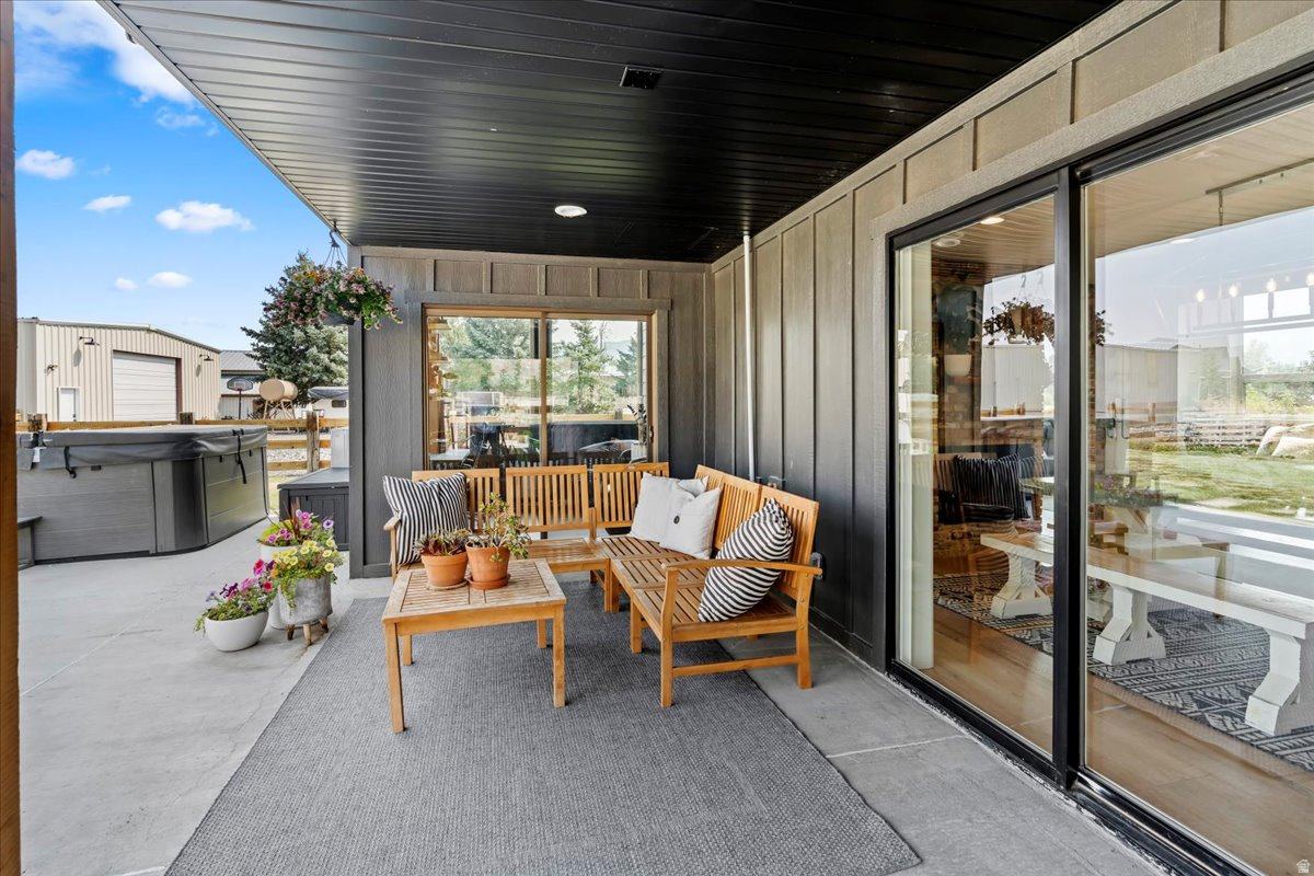 main property photo 44